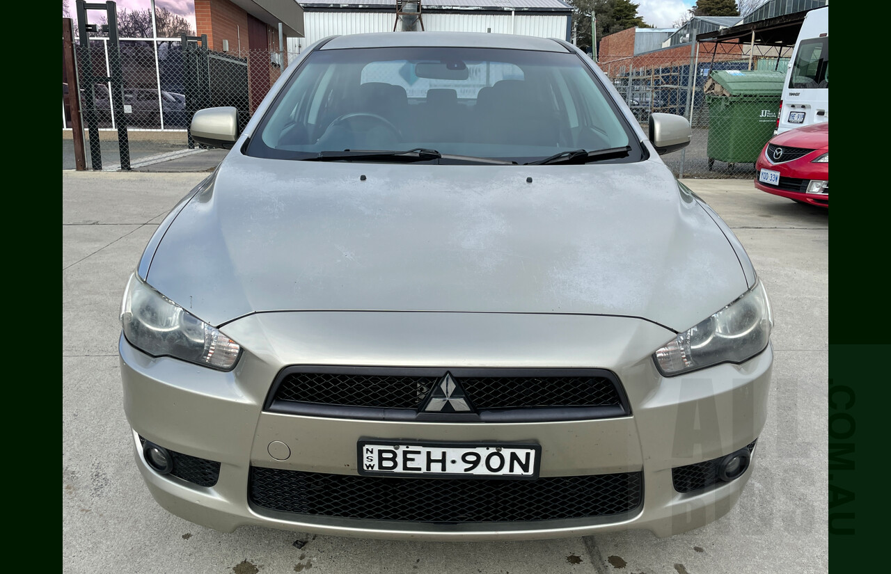 9/2007 Mitsubishi Lancer ES CJ 4d Sedan Gold 2.0L