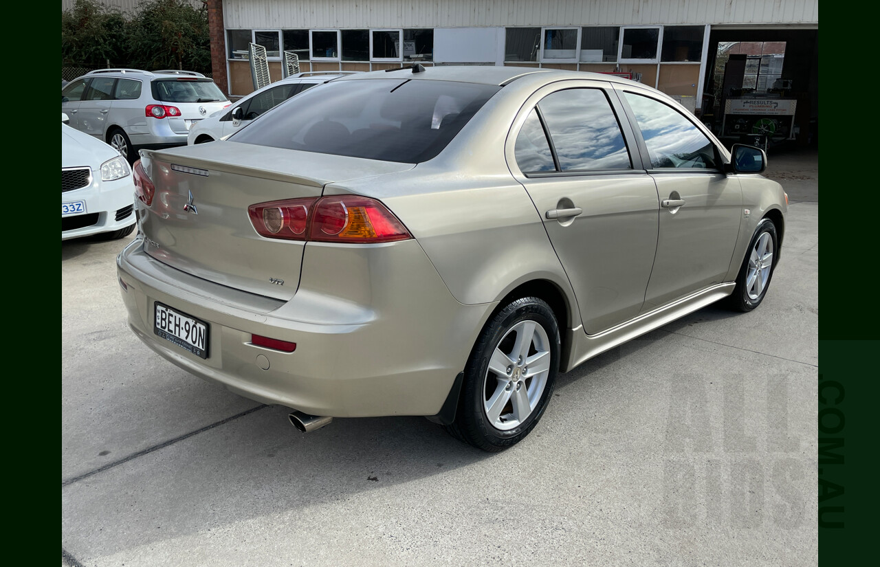 9/2007 Mitsubishi Lancer ES CJ 4d Sedan Gold 2.0L