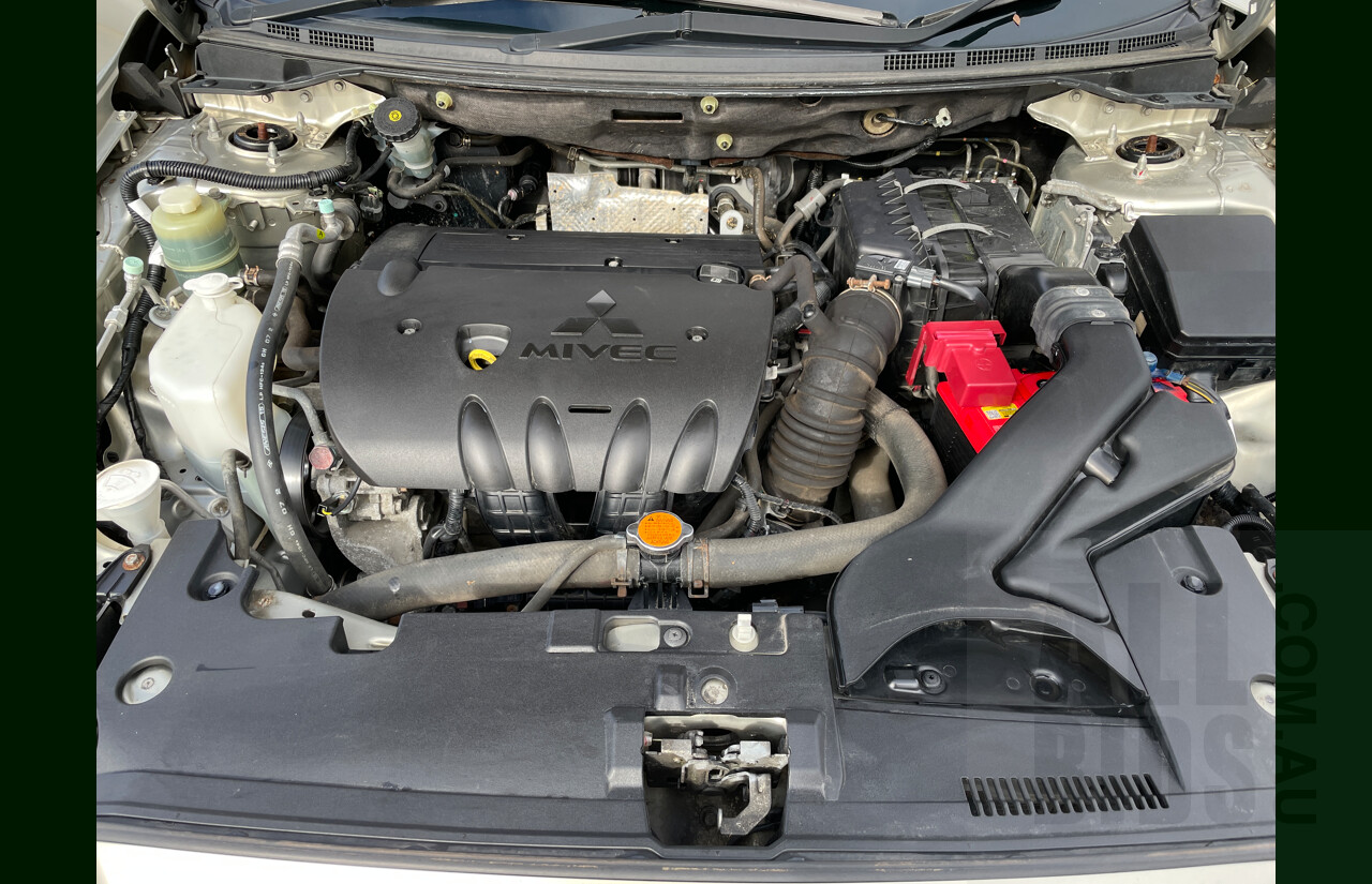9/2007 Mitsubishi Lancer ES CJ 4d Sedan Gold 2.0L