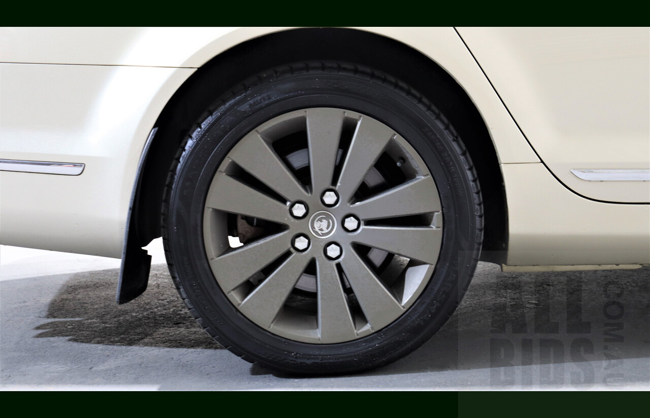 6/2008 Holden Caprice WM MY08 4d Sedan Gold 6.0L V8