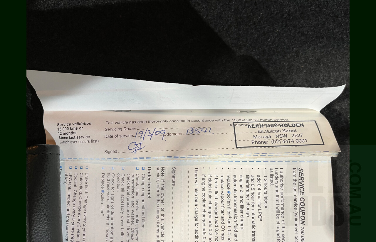 6/2008 Holden Caprice WM MY08 4d Sedan Gold 6.0L V8