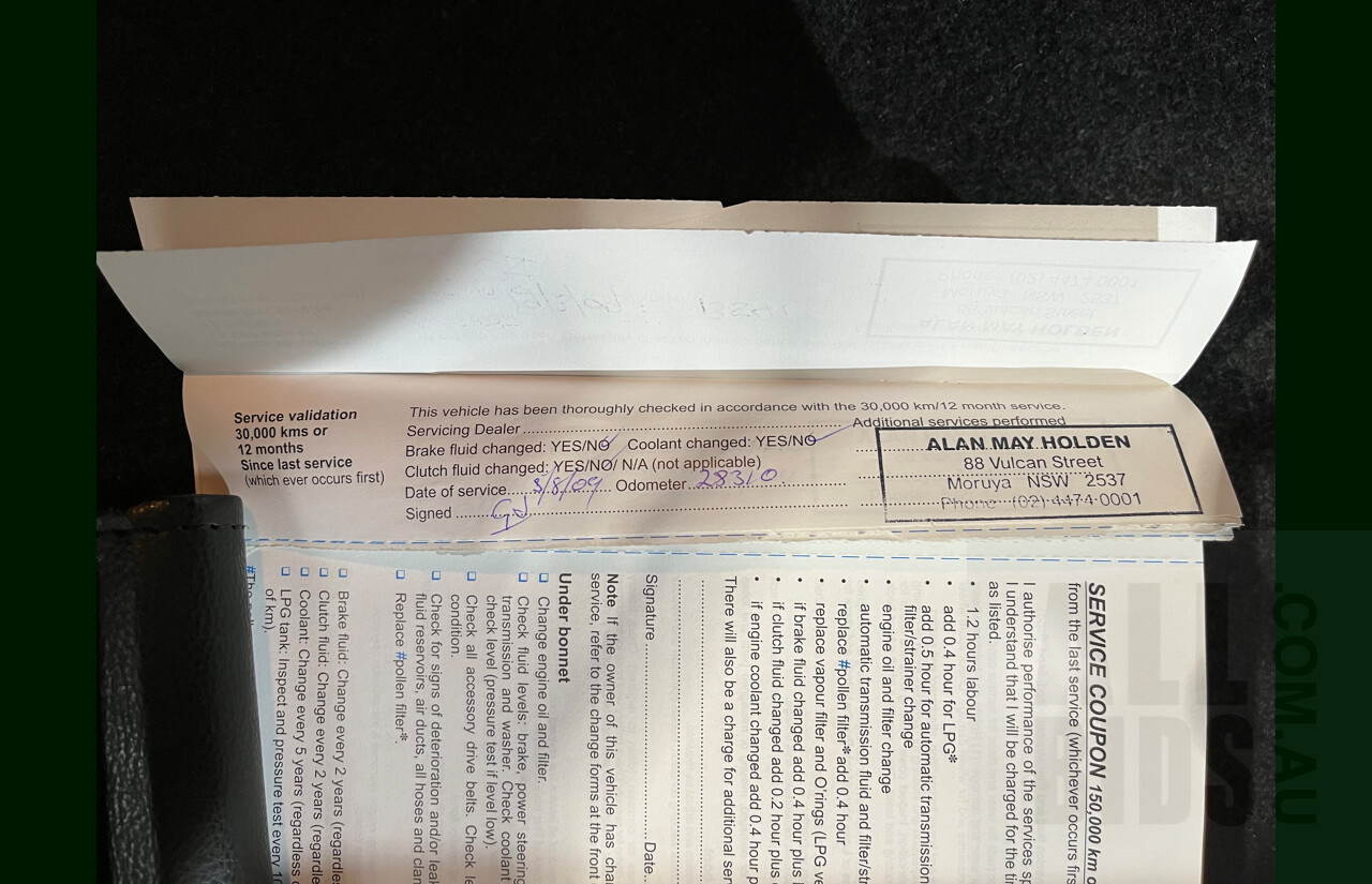 6/2008 Holden Caprice WM MY08 4d Sedan Gold 6.0L V8