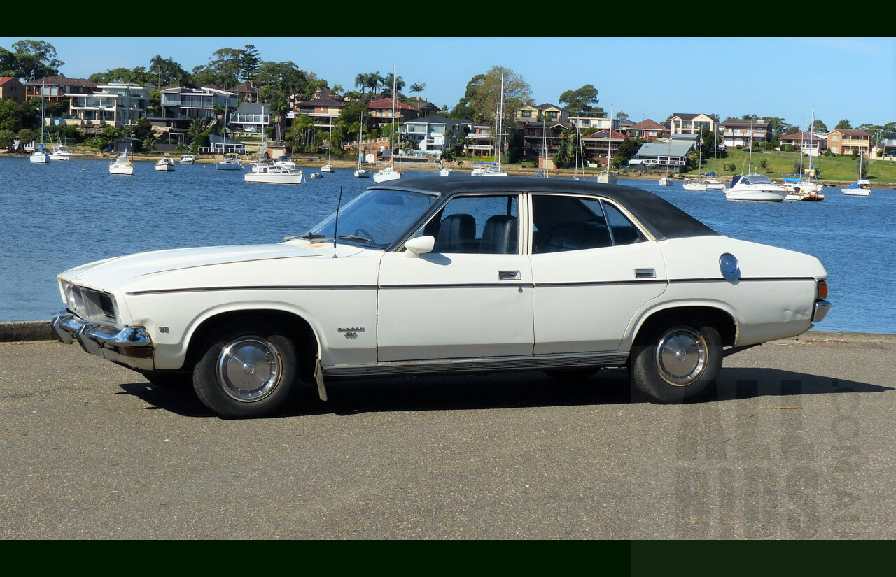 1/1975 Ford Falcon 500 XB 4d Sedan White with Black Vinyl Top 4.9L 302ci V8