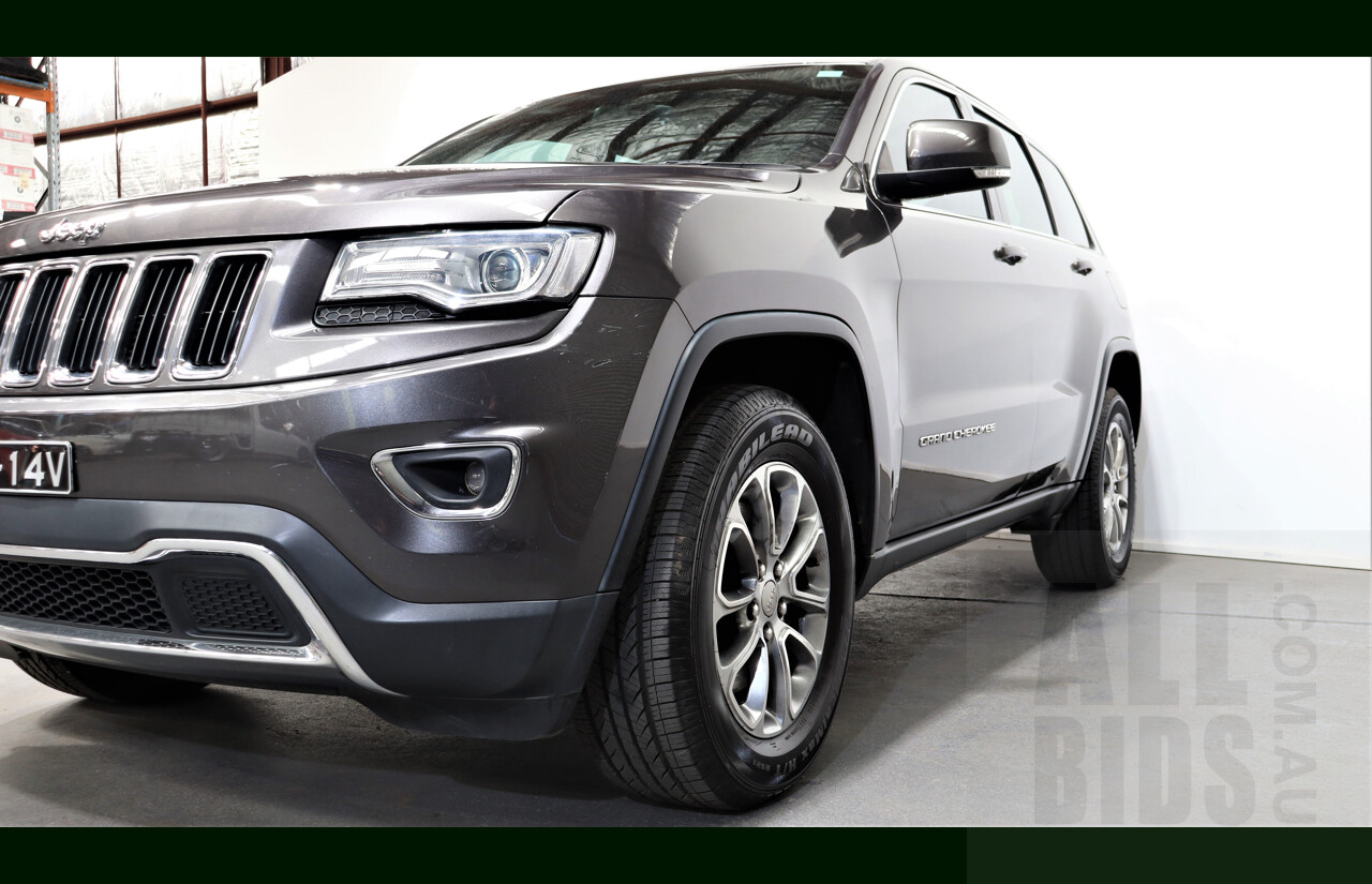 4/2014 Jeep Grand Cherokee Laredo (4x2) WK MY14 4d Wagon Grey 3.6L
