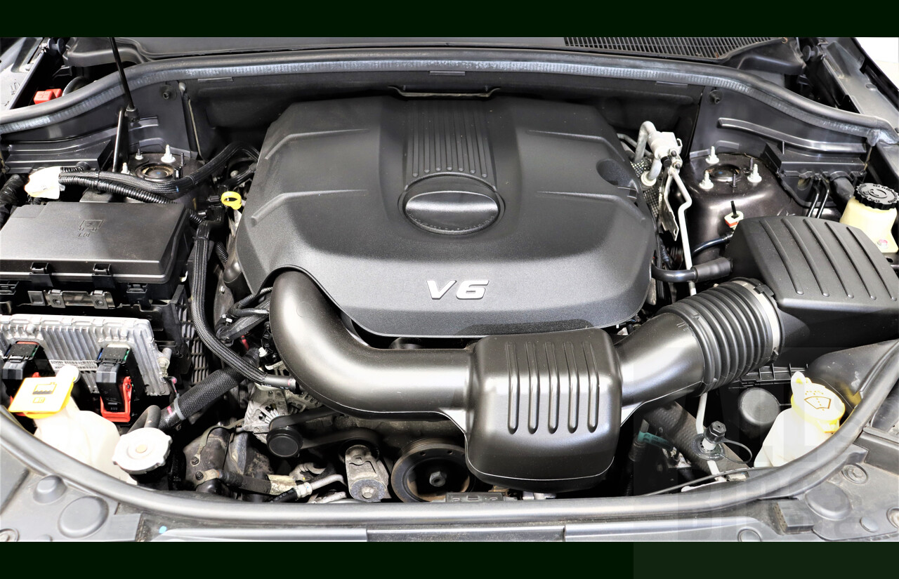 4/2014 Jeep Grand Cherokee Laredo (4x2) WK MY14 4d Wagon Grey 3.6L