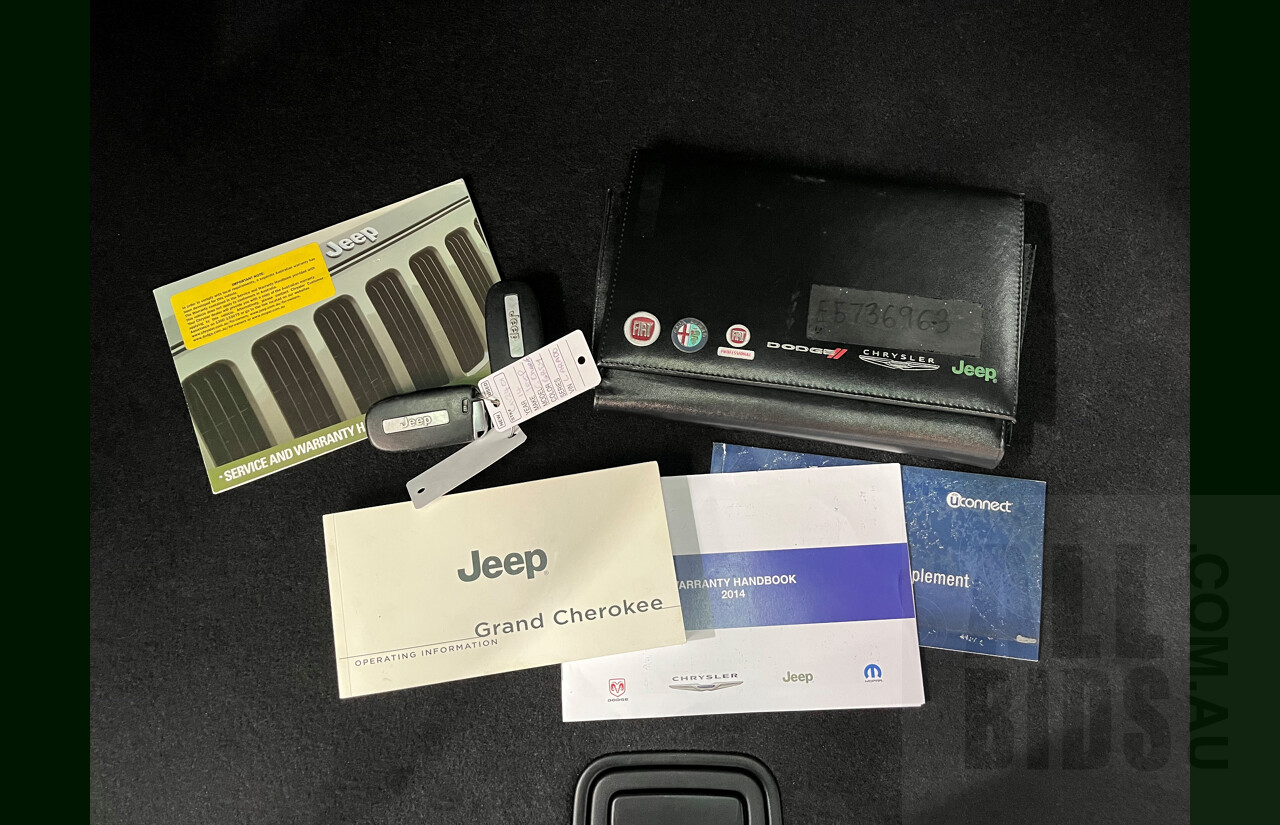 4/2014 Jeep Grand Cherokee Laredo (4x2) WK MY14 4d Wagon Grey 3.6L