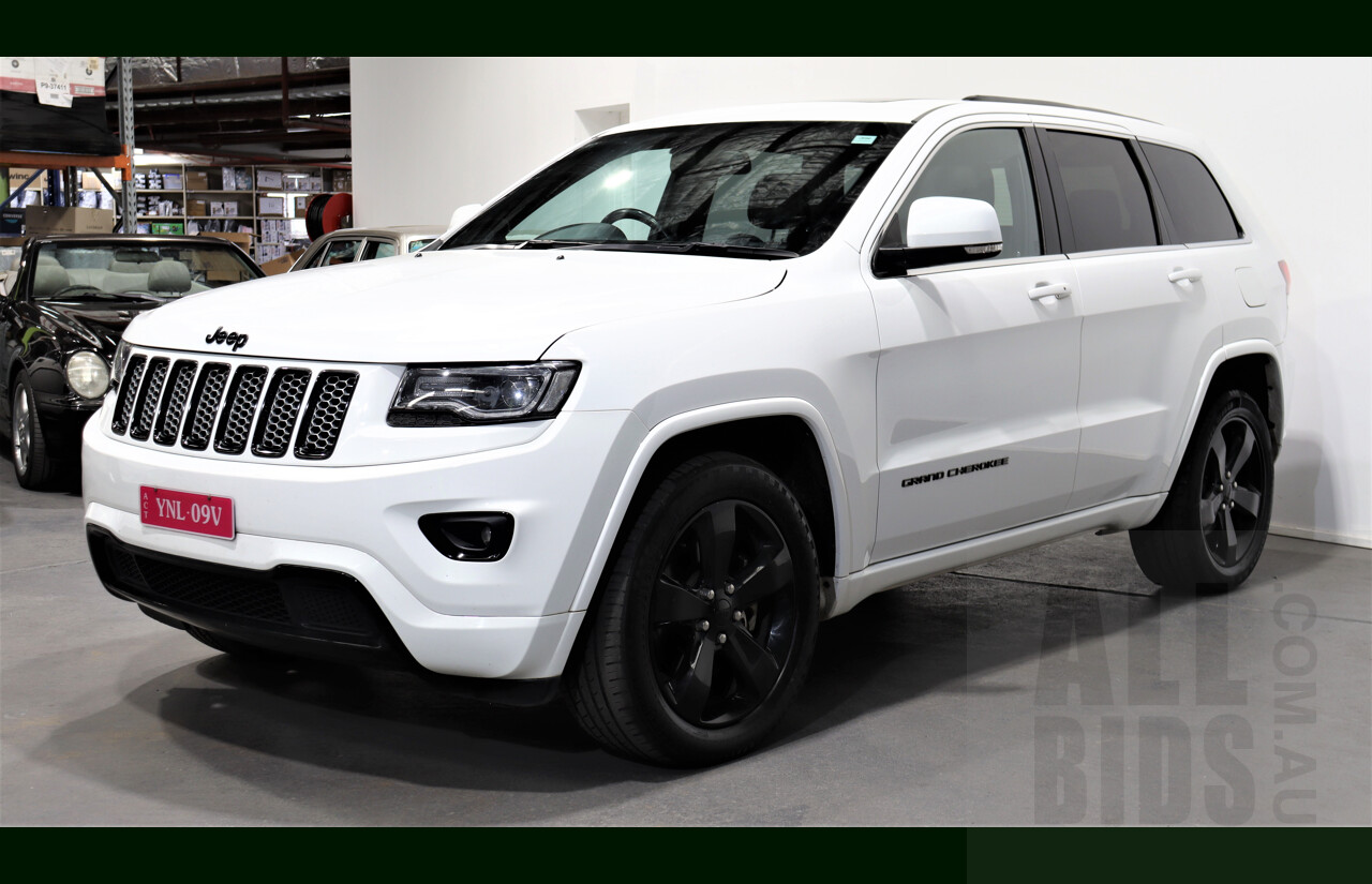 9/2015 Jeep Grand Cherokee Blackhawk (4x4) WK MY15 4d Wagon White 3.0L Turbo Diesel