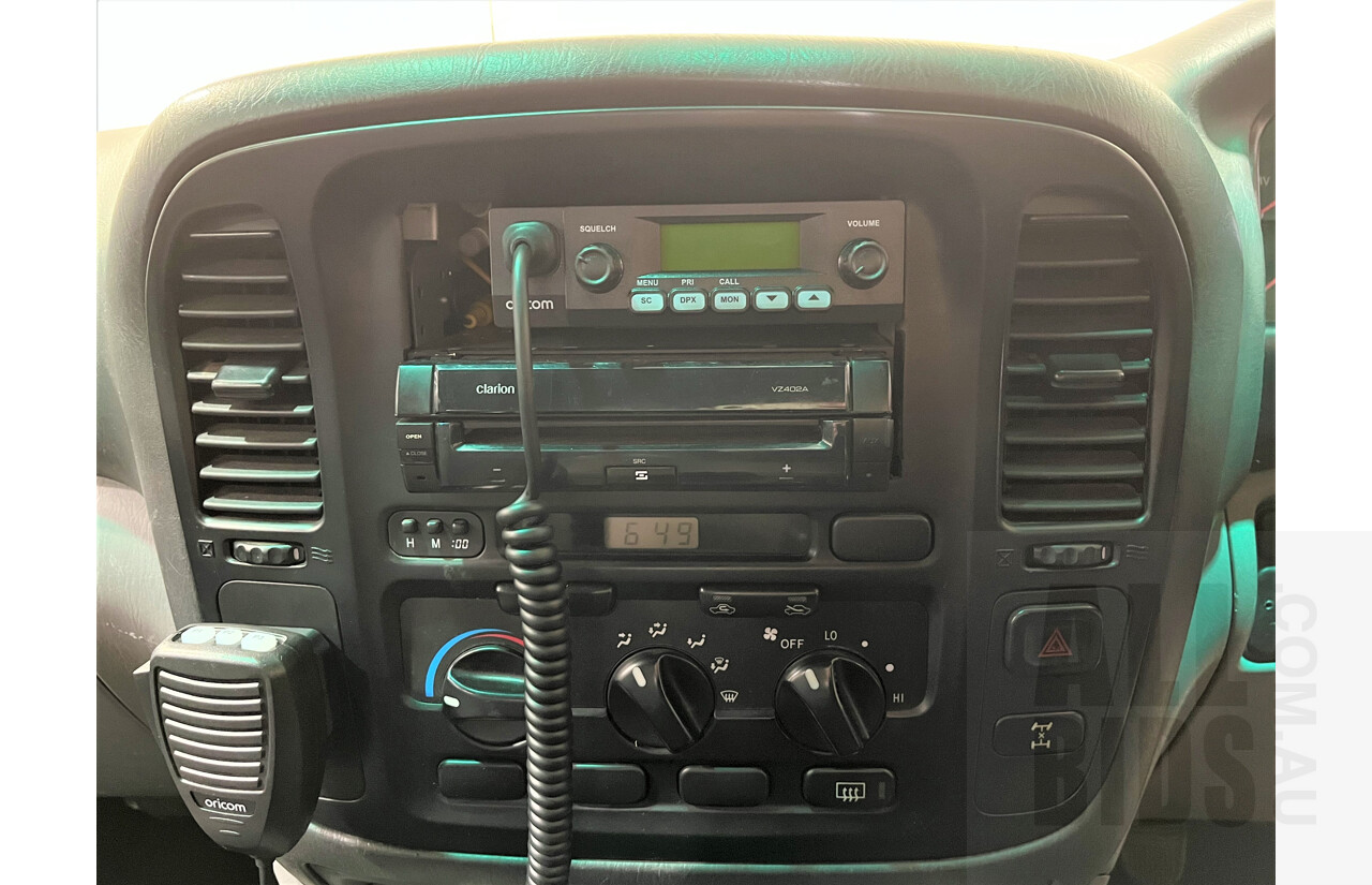 11/1999 Toyota Landcruiser (4x4) HZJ105R 4d Wagon White 4.2L Diesel