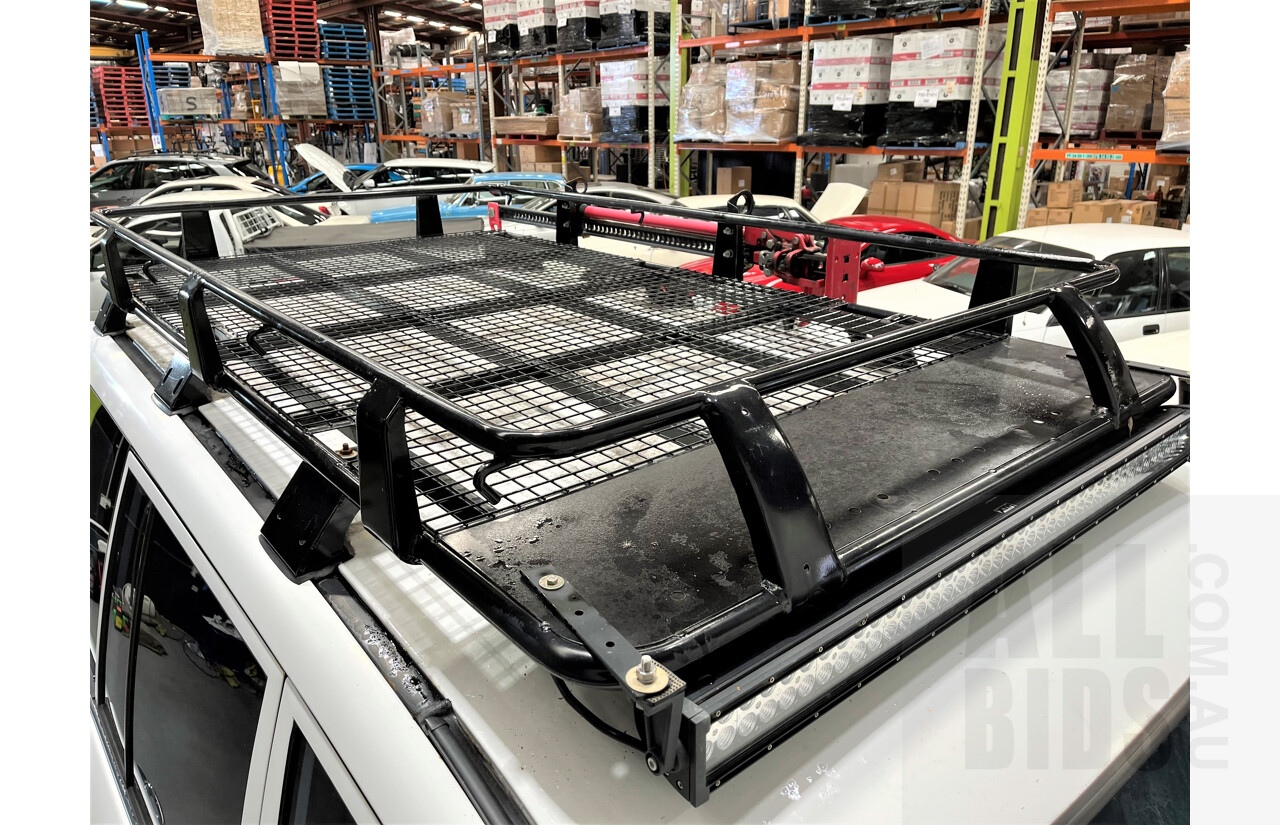 11/1999 Toyota Landcruiser (4x4) HZJ105R 4d Wagon White 4.2L Diesel