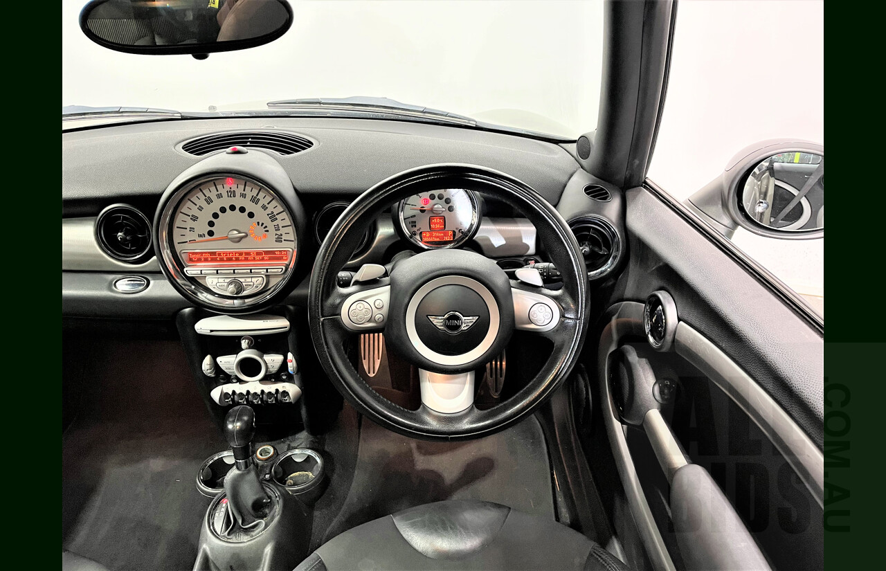 6/2008 Mini Cooper S Clubman Chilli R55 3d Wagon Sparkling Silver Metallic 1.6L Turbo