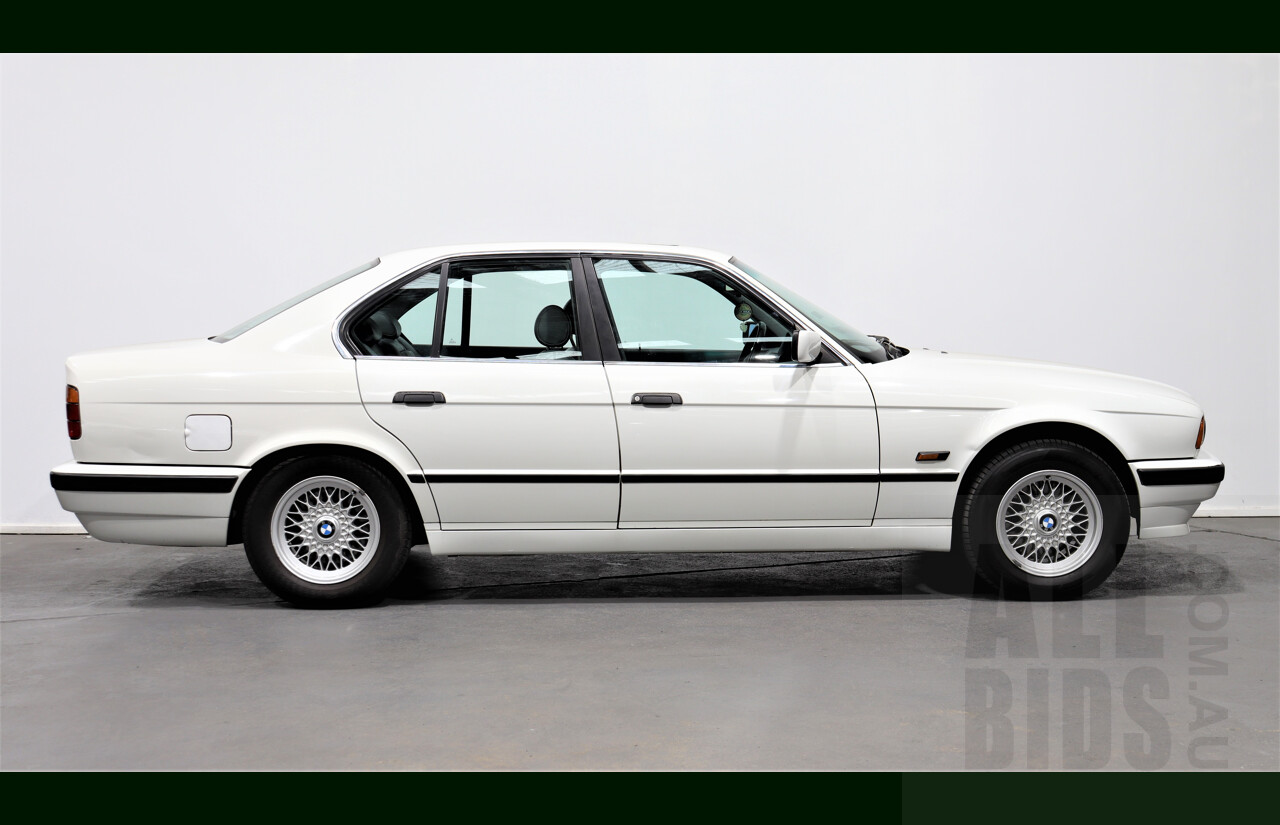 9/1995 BMW 530i E34 4d Sedan White 3.0L V8