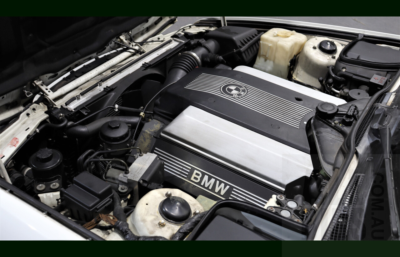 9/1995 BMW 530i E34 4d Sedan White 3.0L V8