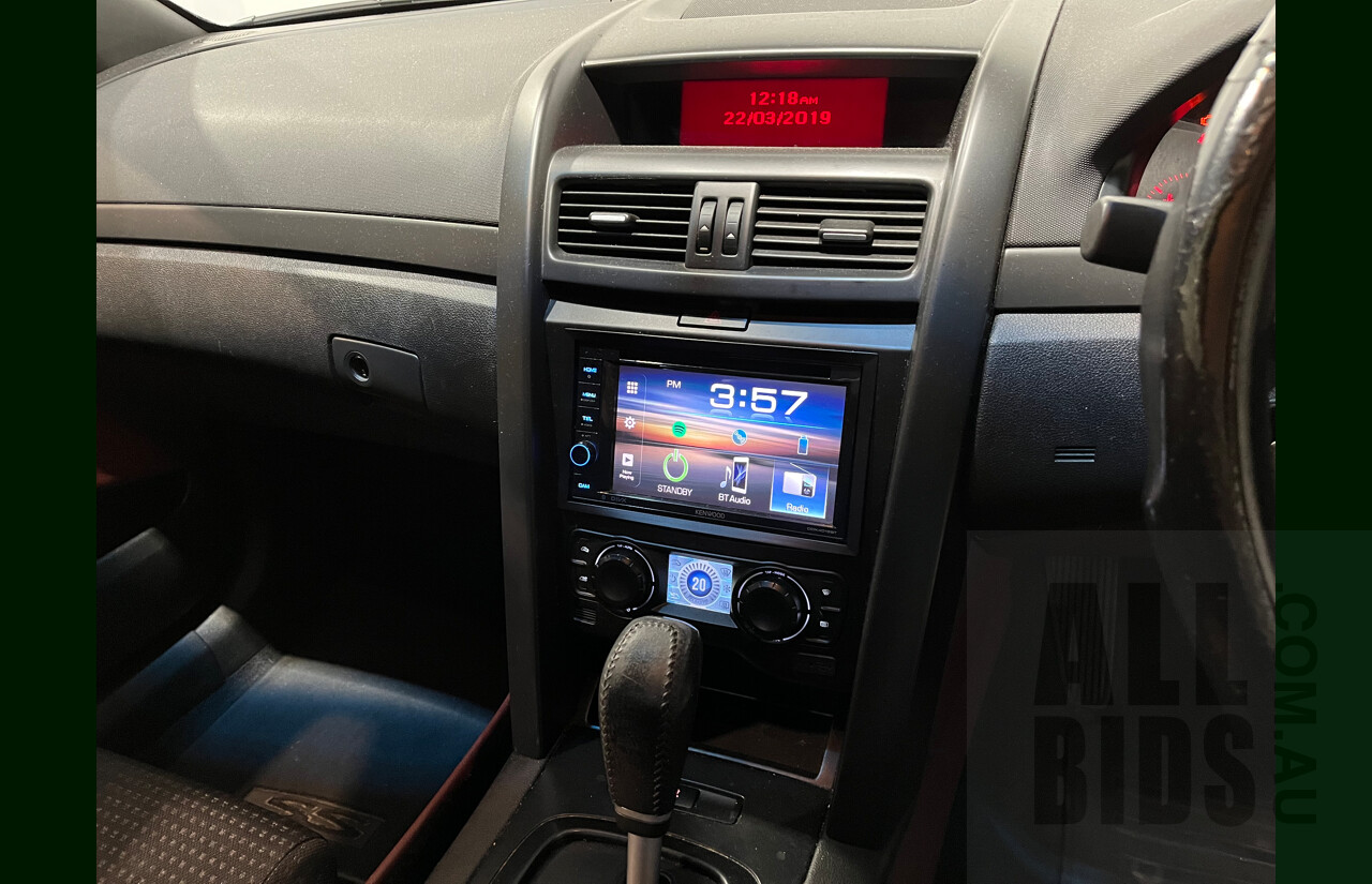 11/2007 Holden Commodore SS VE Utility Silver 6.0L V8