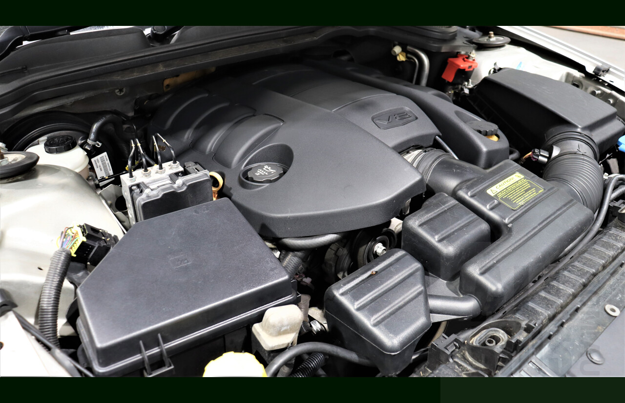 11/2007 Holden Commodore SS VE Utility Silver 6.0L V8
