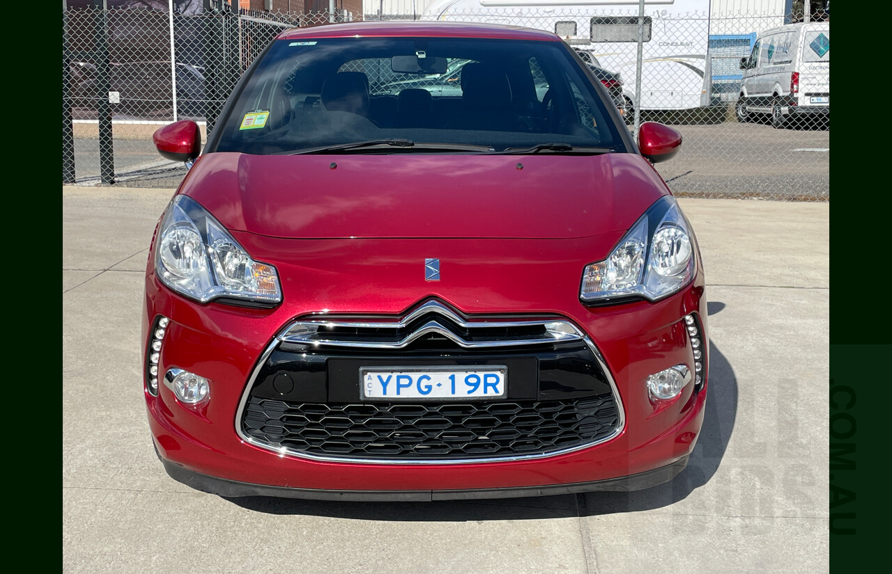 Très français CITROEN DS3 Rouge Noir 1/43 Scale Diecast Norev