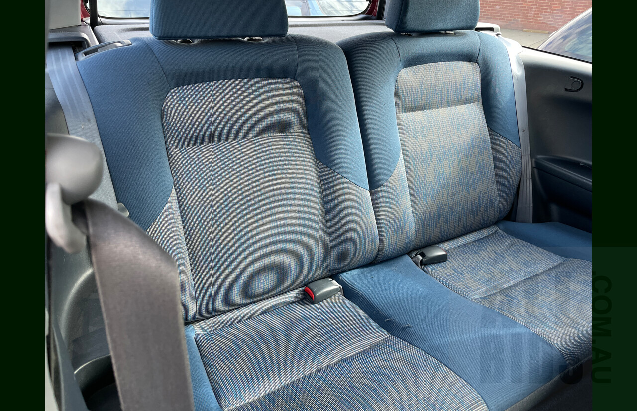 4/2000 Honda Hr-V (4x4) Sport  2d Wagon Red 1.6L