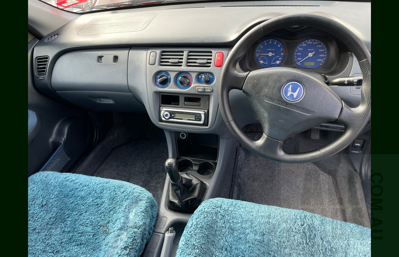 4/2000 Honda Hr-V (4x4) Sport  2d Wagon Red 1.6L