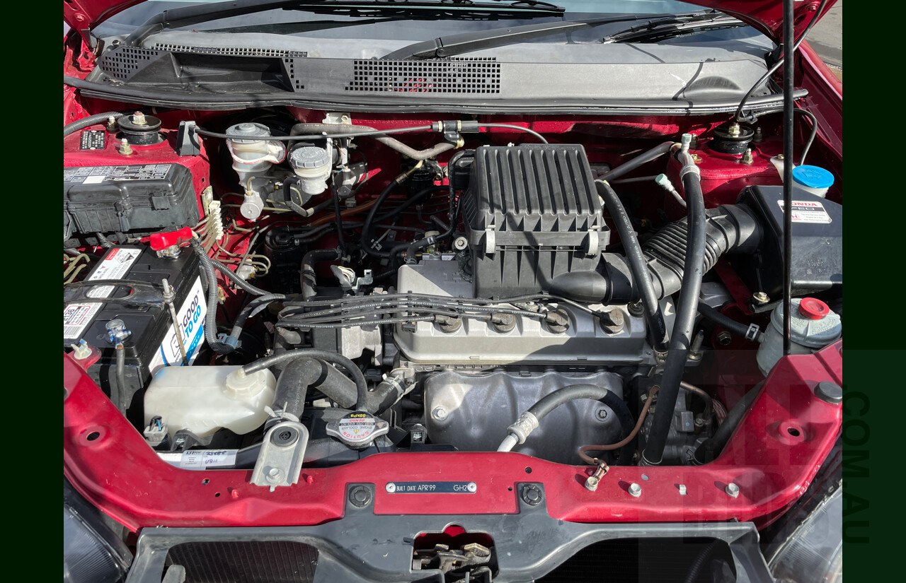 4/2000 Honda Hr-V (4x4) Sport  2d Wagon Red 1.6L