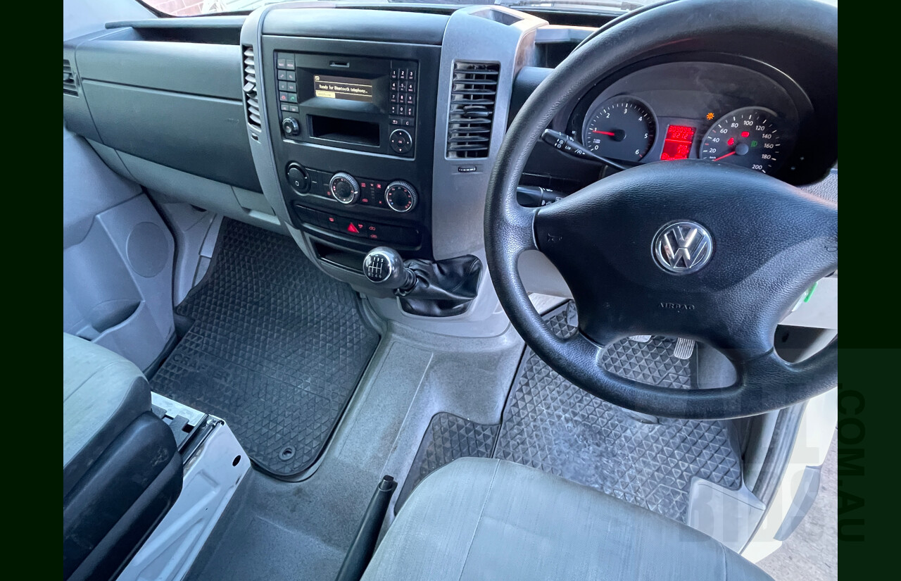 9/2017 Volkswagen Crafter 35 TDI 340 Jumbo Van White 2.0L