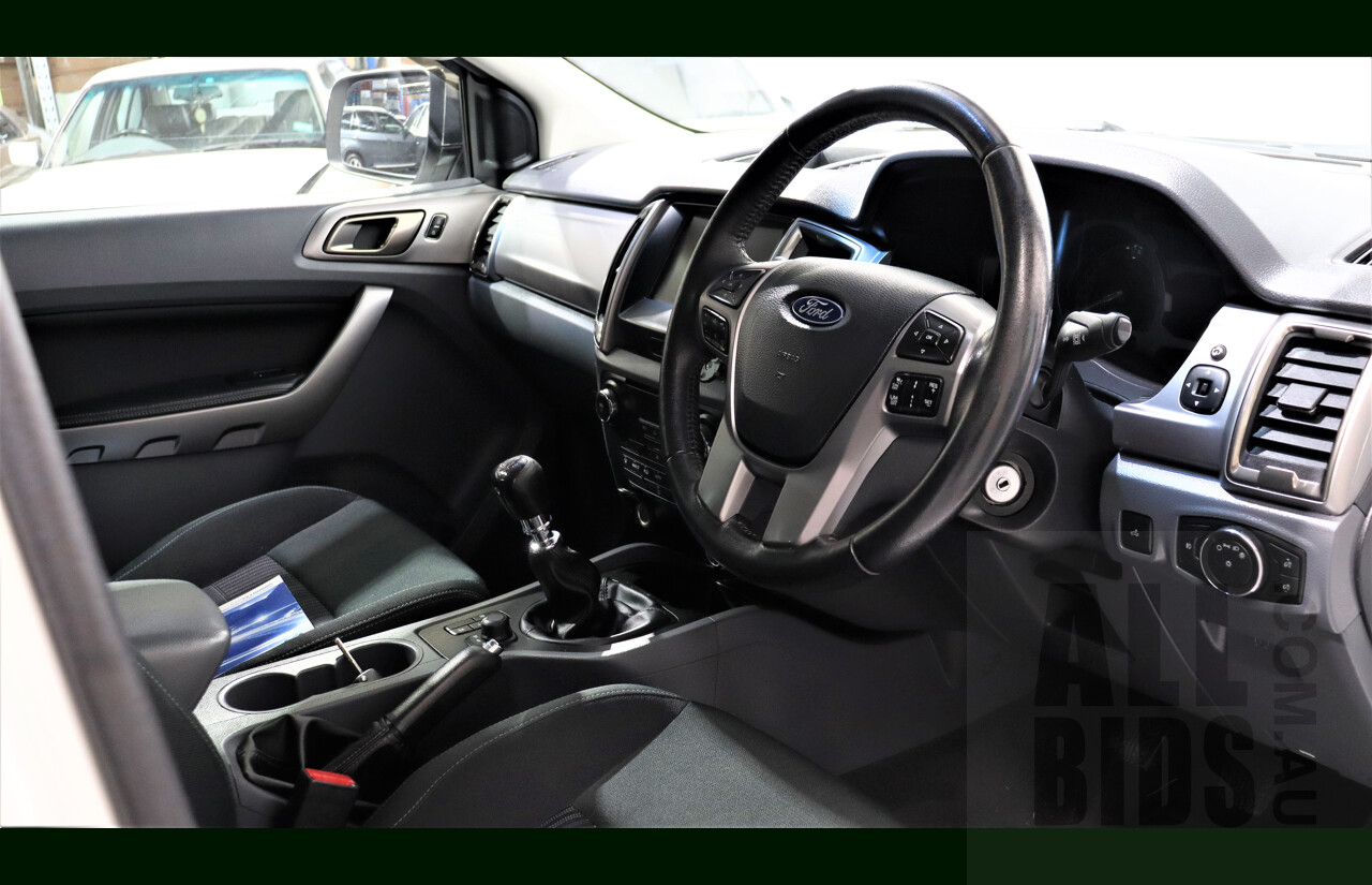 2/2016 Ford Ranger XLT 3.2 (4x4) PX Dual Cab Utility White 3.2L