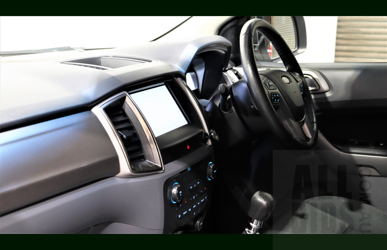 2/2016 Ford Ranger XLT 3.2 (4x4) PX Dual Cab Utility White 3.2L