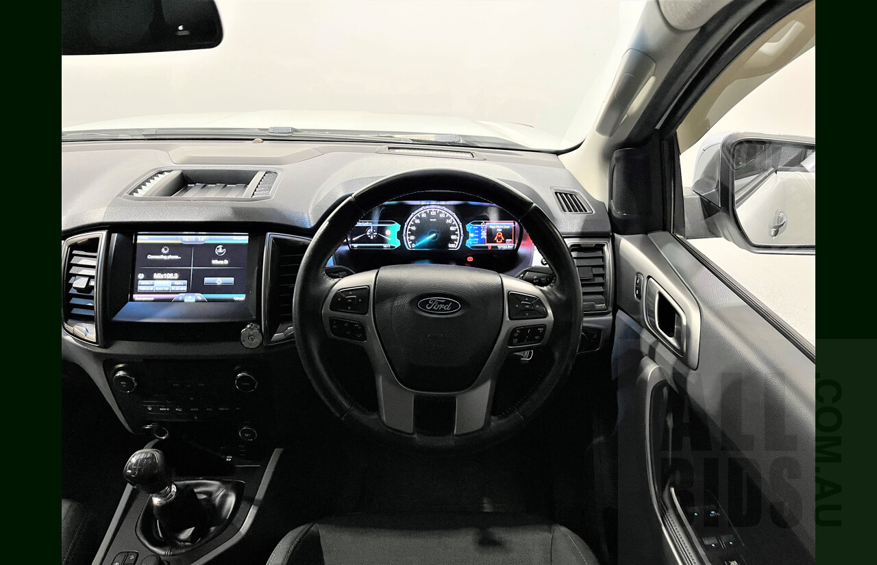 2/2016 Ford Ranger XLT 3.2 (4x4) PX Dual Cab Utility White 3.2L