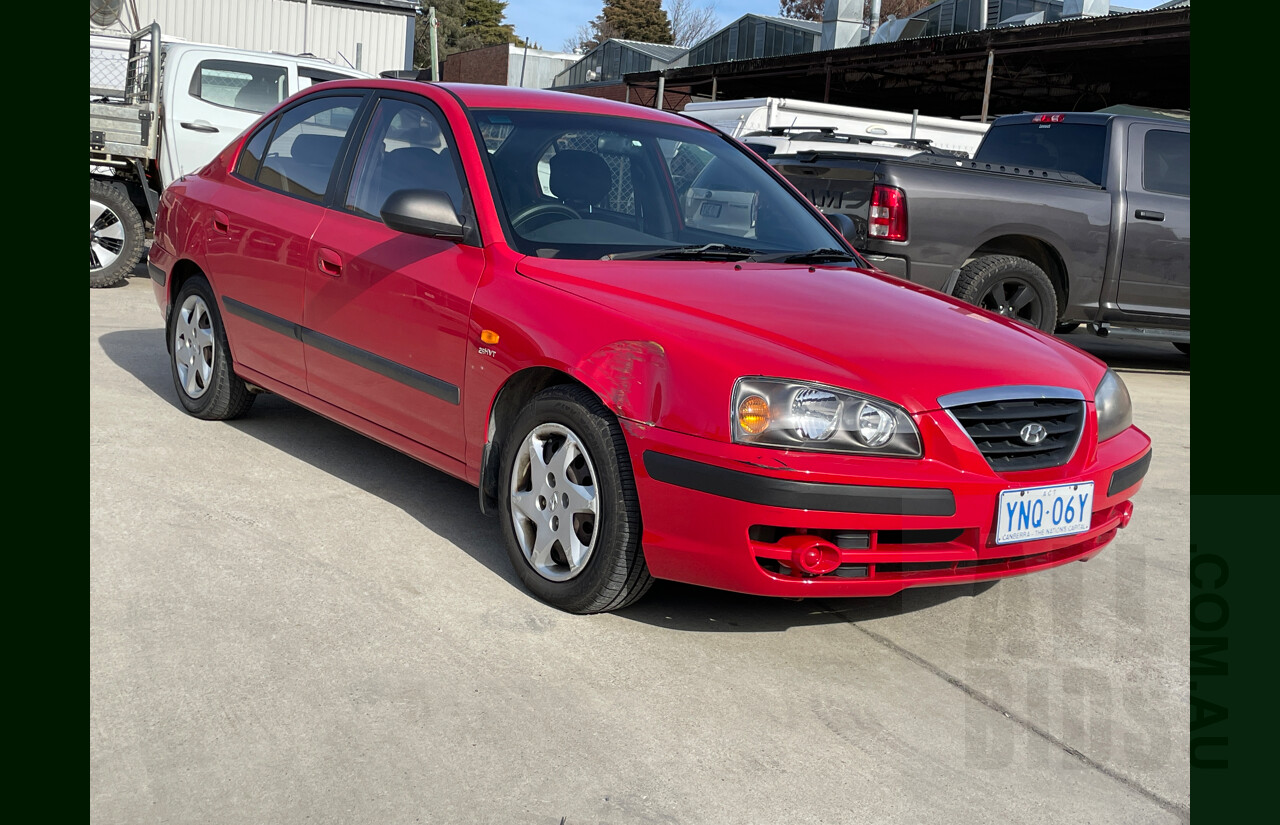 12/2003 Hyundai Elantra 2.0 HVT XD 4d Sedan Red 2.0L