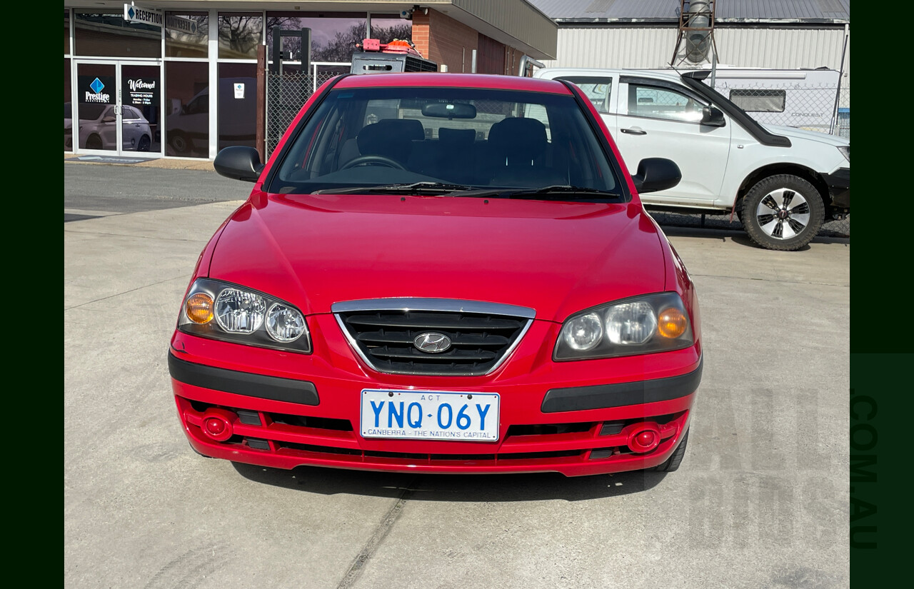 12/2003 Hyundai Elantra 2.0 HVT XD 4d Sedan Red 2.0L