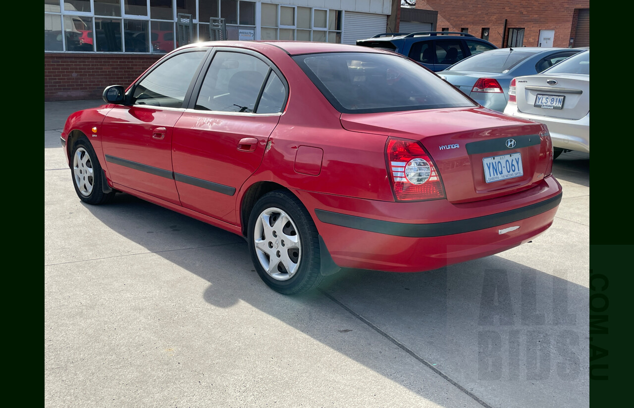12/2003 Hyundai Elantra 2.0 HVT XD 4d Sedan Red 2.0L