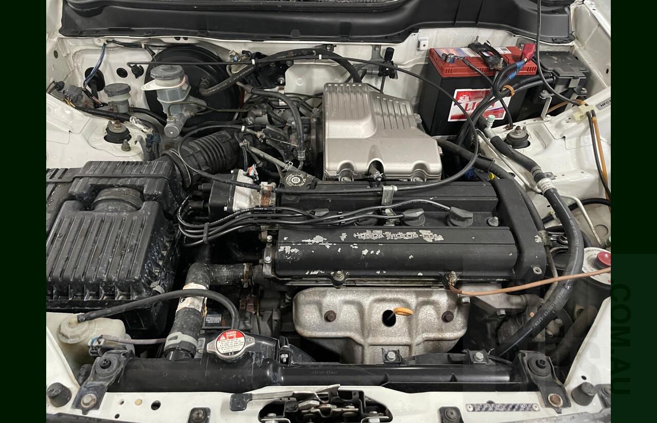 8/2001 Honda CRV (4x4) Classic  4d Wagon White 2.0L