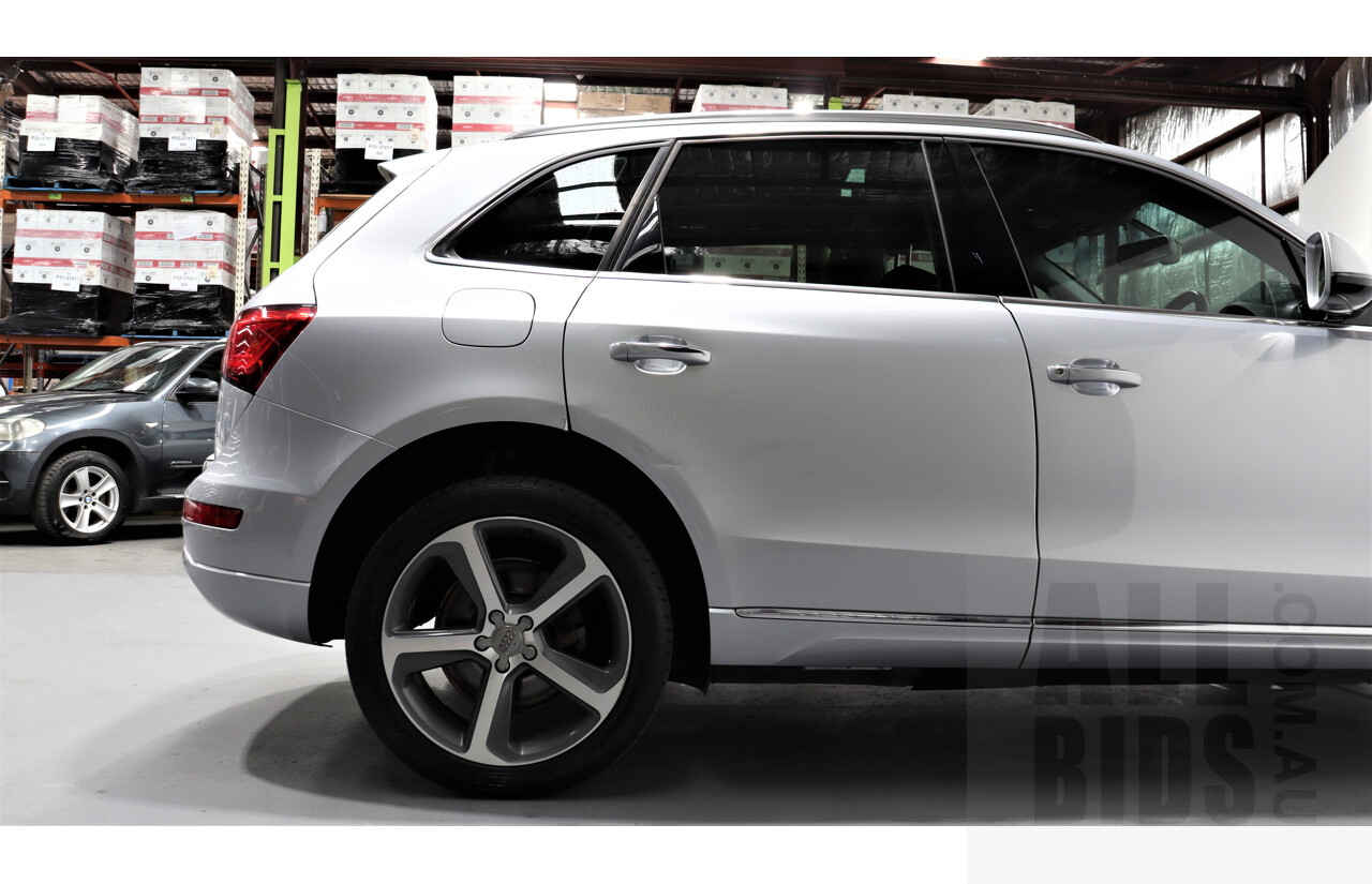 9/2015 Audi Q5 2.0 TDI Quattro 8R MY15 4d Wagon Silver 2.0L