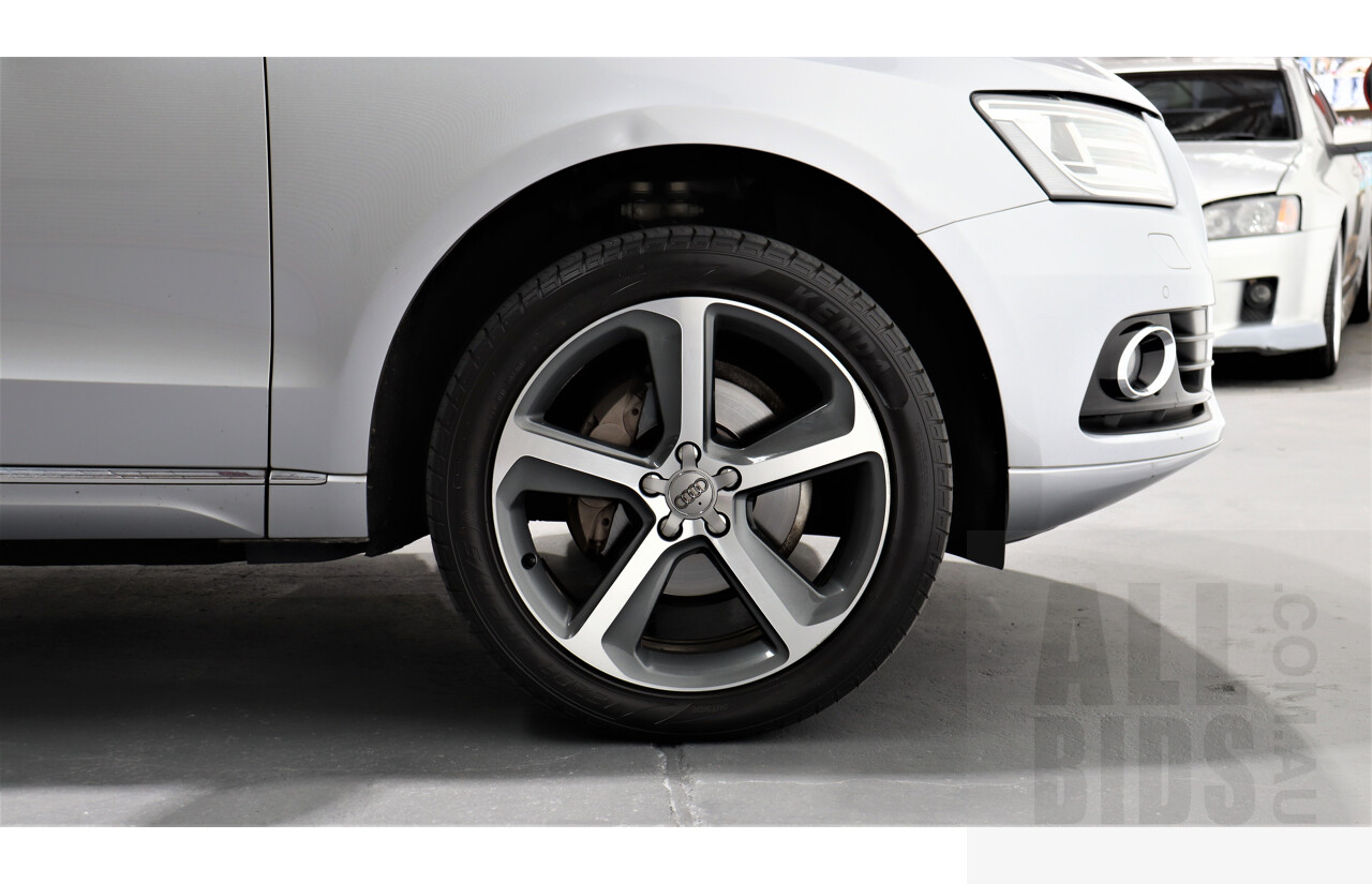 9/2015 Audi Q5 2.0 TDI Quattro 8R MY15 4d Wagon Silver 2.0L