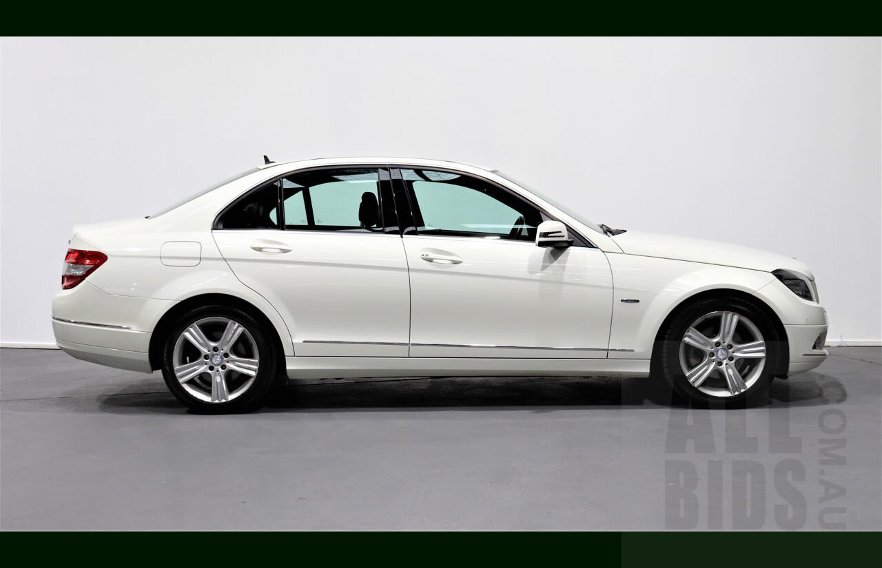 10/2009 Mercedes-Benz C220 CDI Avantgarde W204 4d Sedan White 2.1L Turbo Diesel