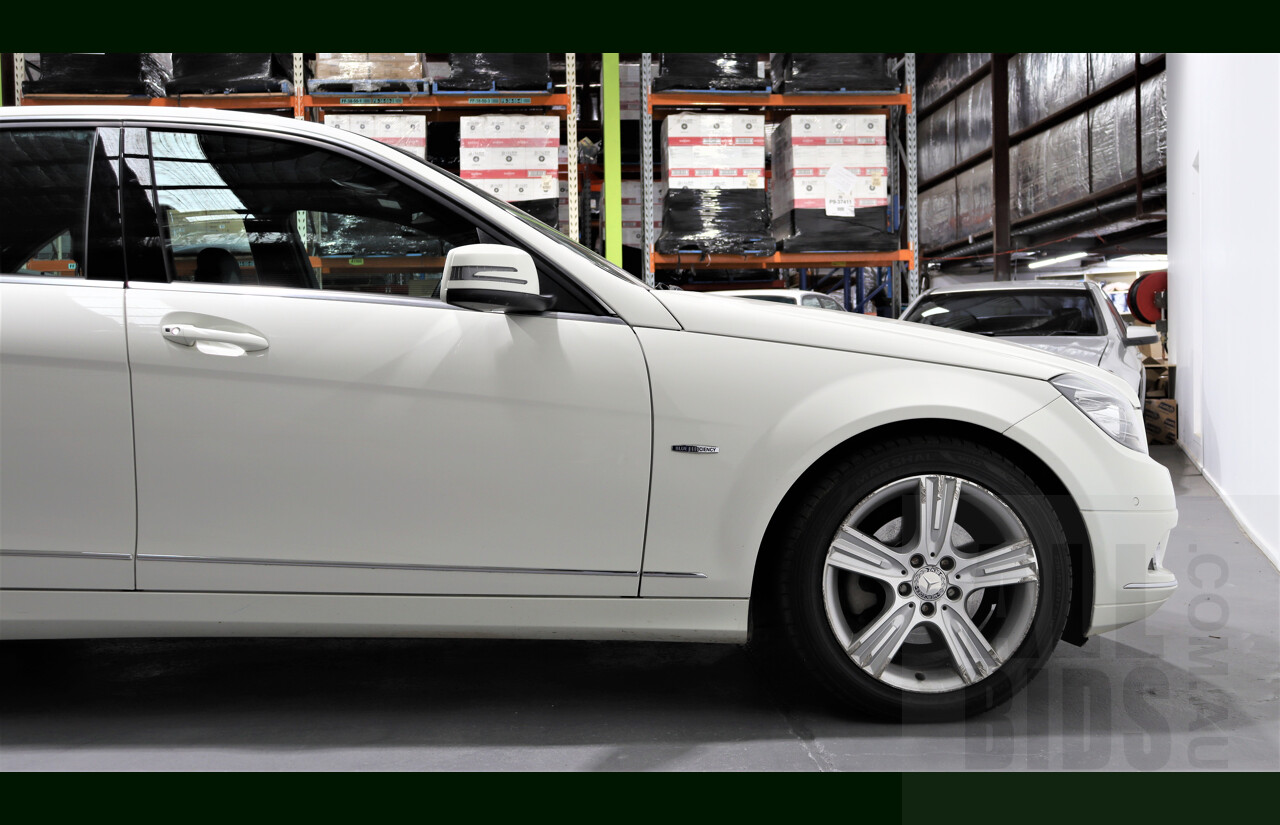 10/2009 Mercedes-Benz C220 CDI Avantgarde W204 4d Sedan White 2.1L Turbo Diesel