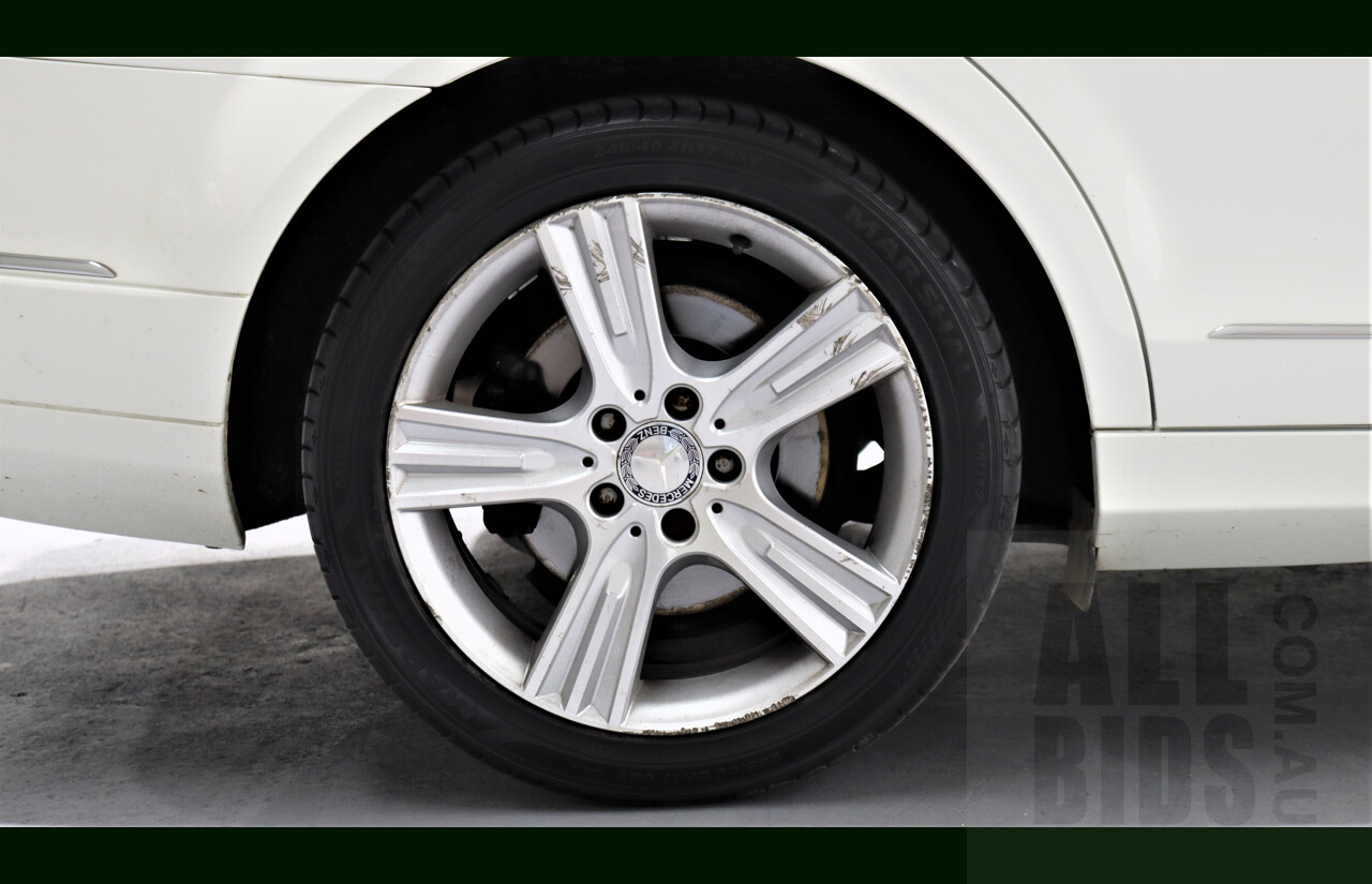 10/2009 Mercedes-Benz C220 CDI Avantgarde W204 4d Sedan White 2.1L Turbo Diesel