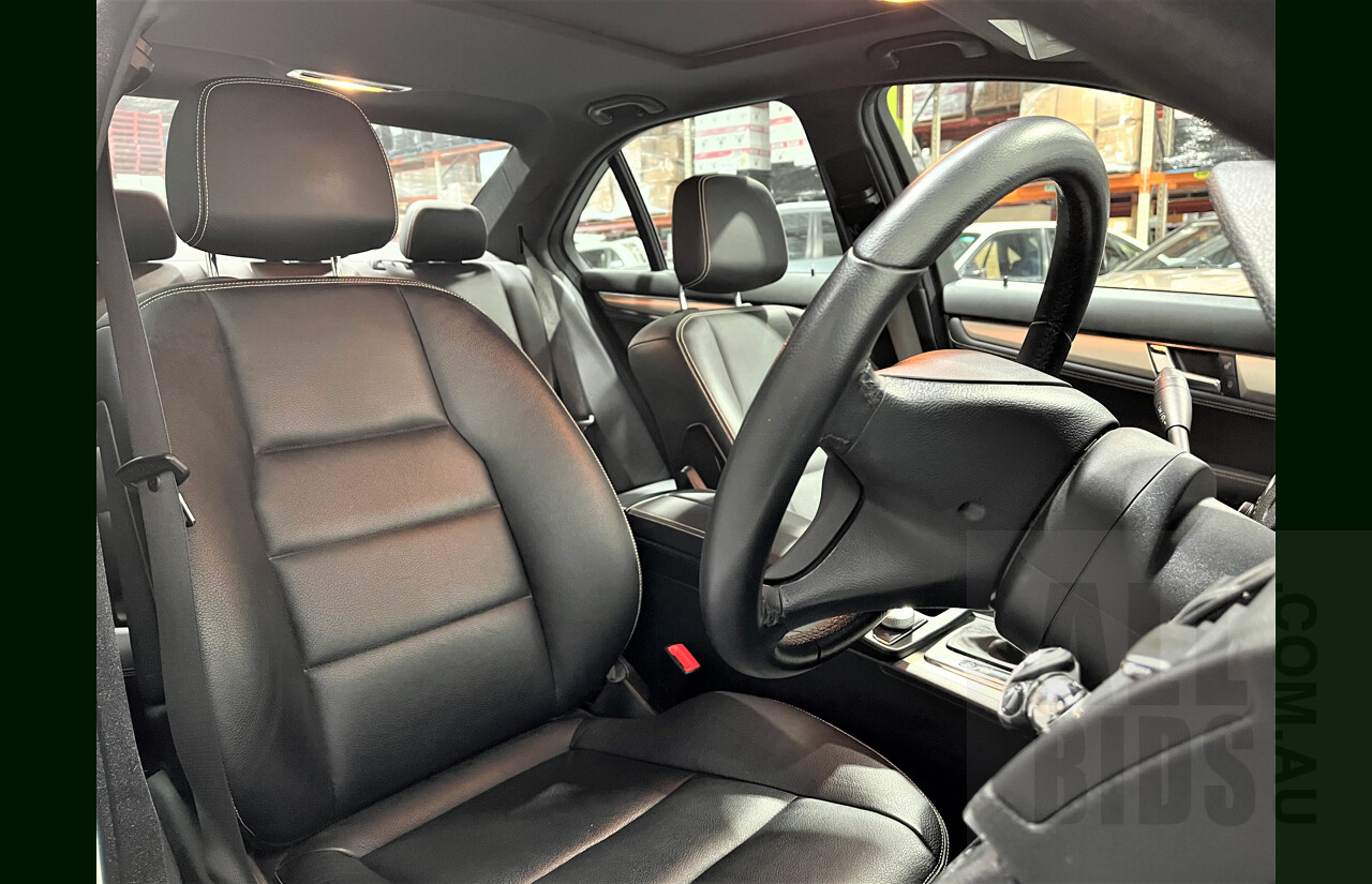 10/2009 Mercedes-Benz C220 CDI Avantgarde W204 4d Sedan White 2.1L Turbo Diesel