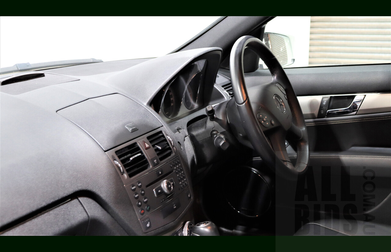 10/2009 Mercedes-Benz C220 CDI Avantgarde W204 4d Sedan White 2.1L Turbo Diesel