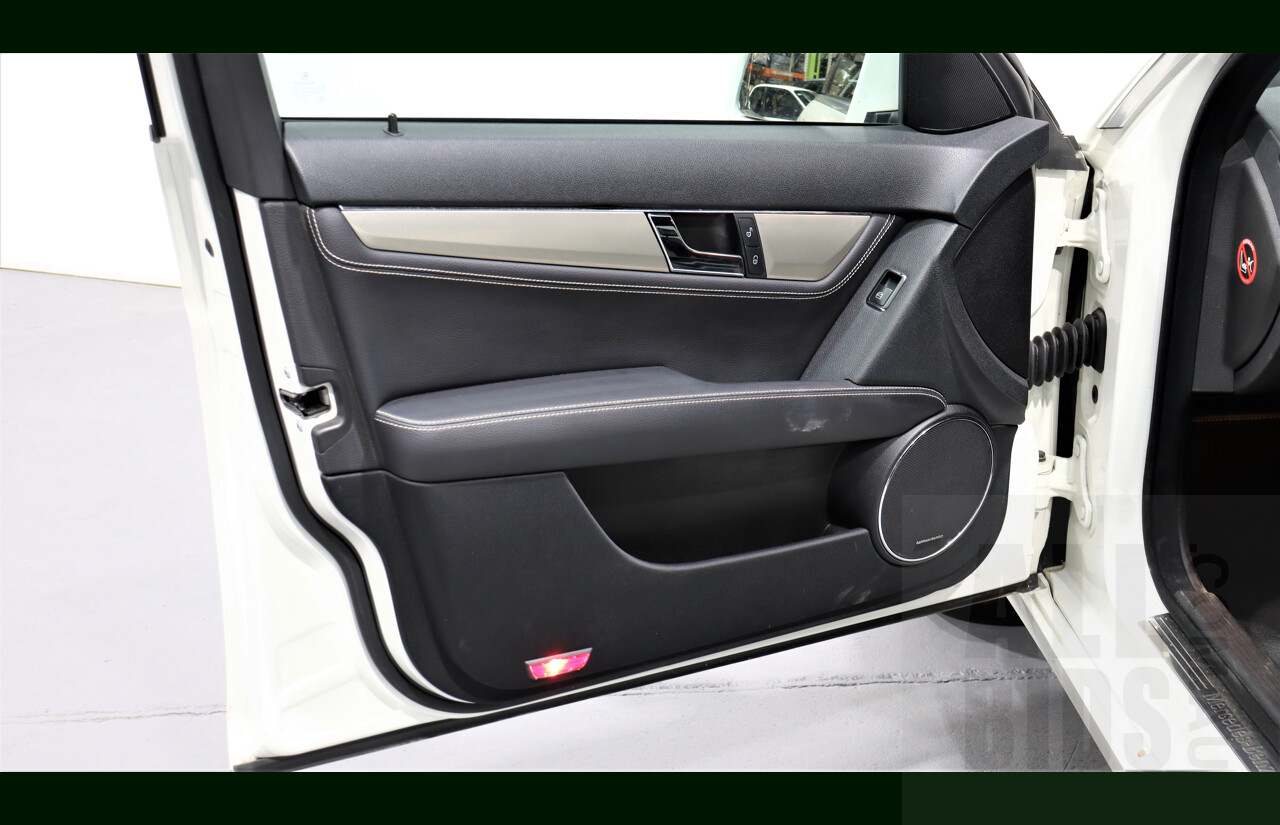 10/2009 Mercedes-Benz C220 CDI Avantgarde W204 4d Sedan White 2.1L Turbo Diesel