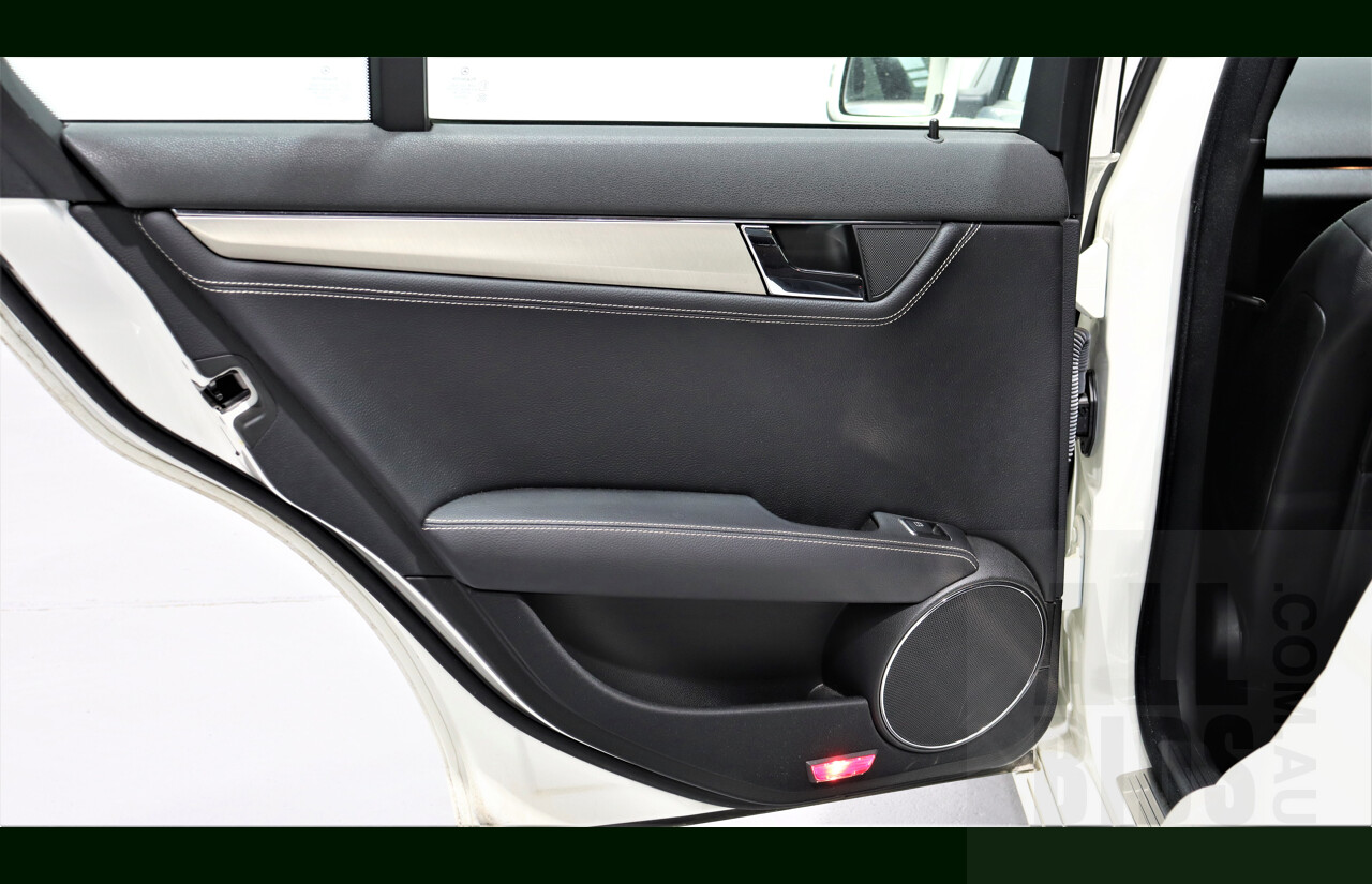 10/2009 Mercedes-Benz C220 CDI Avantgarde W204 4d Sedan White 2.1L Turbo Diesel