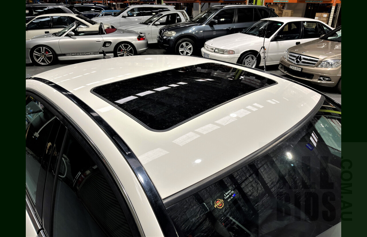 10/2009 Mercedes-Benz C220 CDI Avantgarde W204 4d Sedan White 2.1L Turbo Diesel