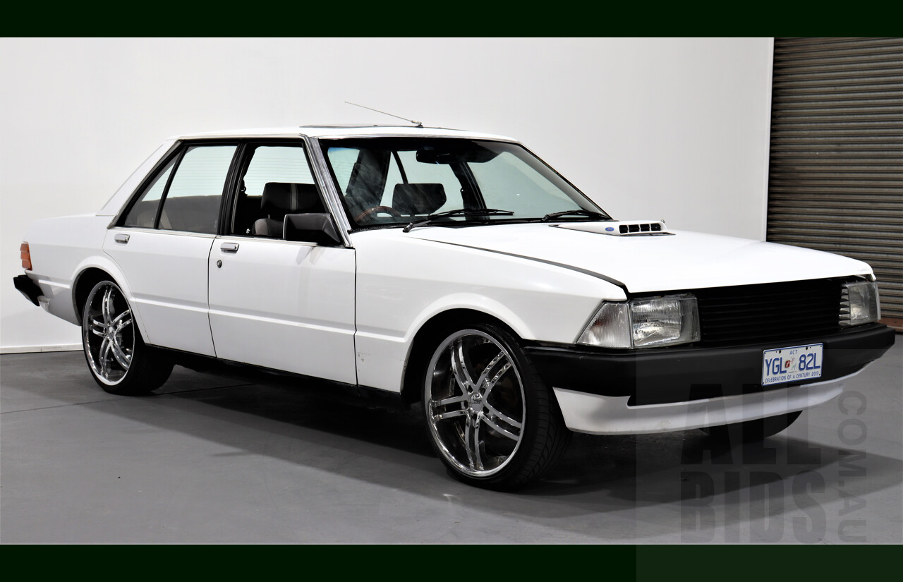 6/1982 Ford Falcon XD T-Code 4d Sedan White 5.8L 351ci V8