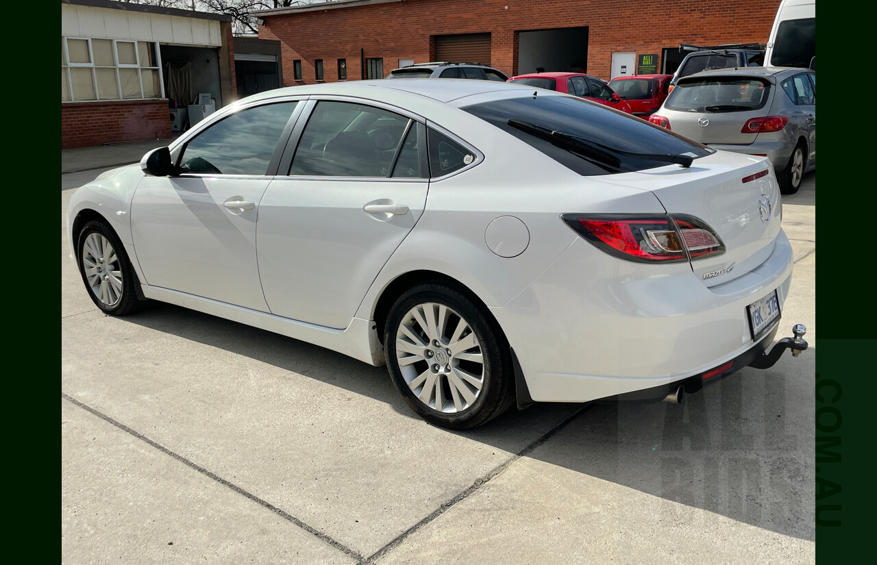 4/2009 Mazda Mazda6 Classic GH 5d Hatchback White 2.5L