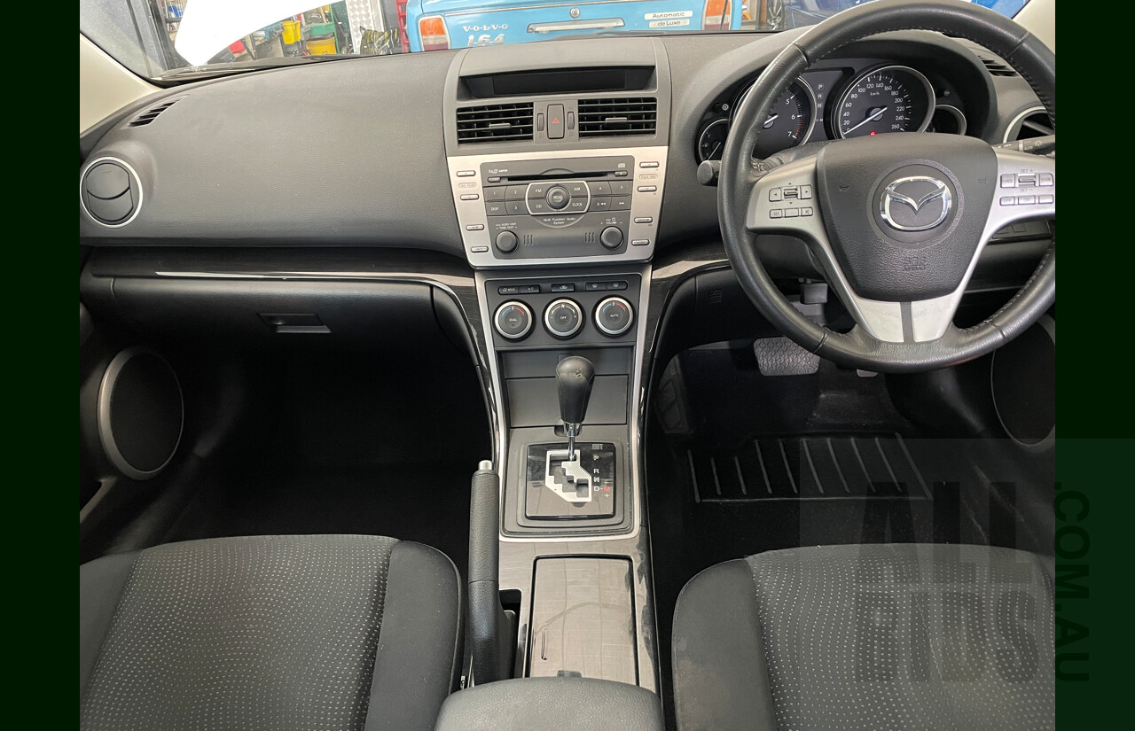 4/2009 Mazda Mazda6 Classic GH 5d Hatchback White 2.5L