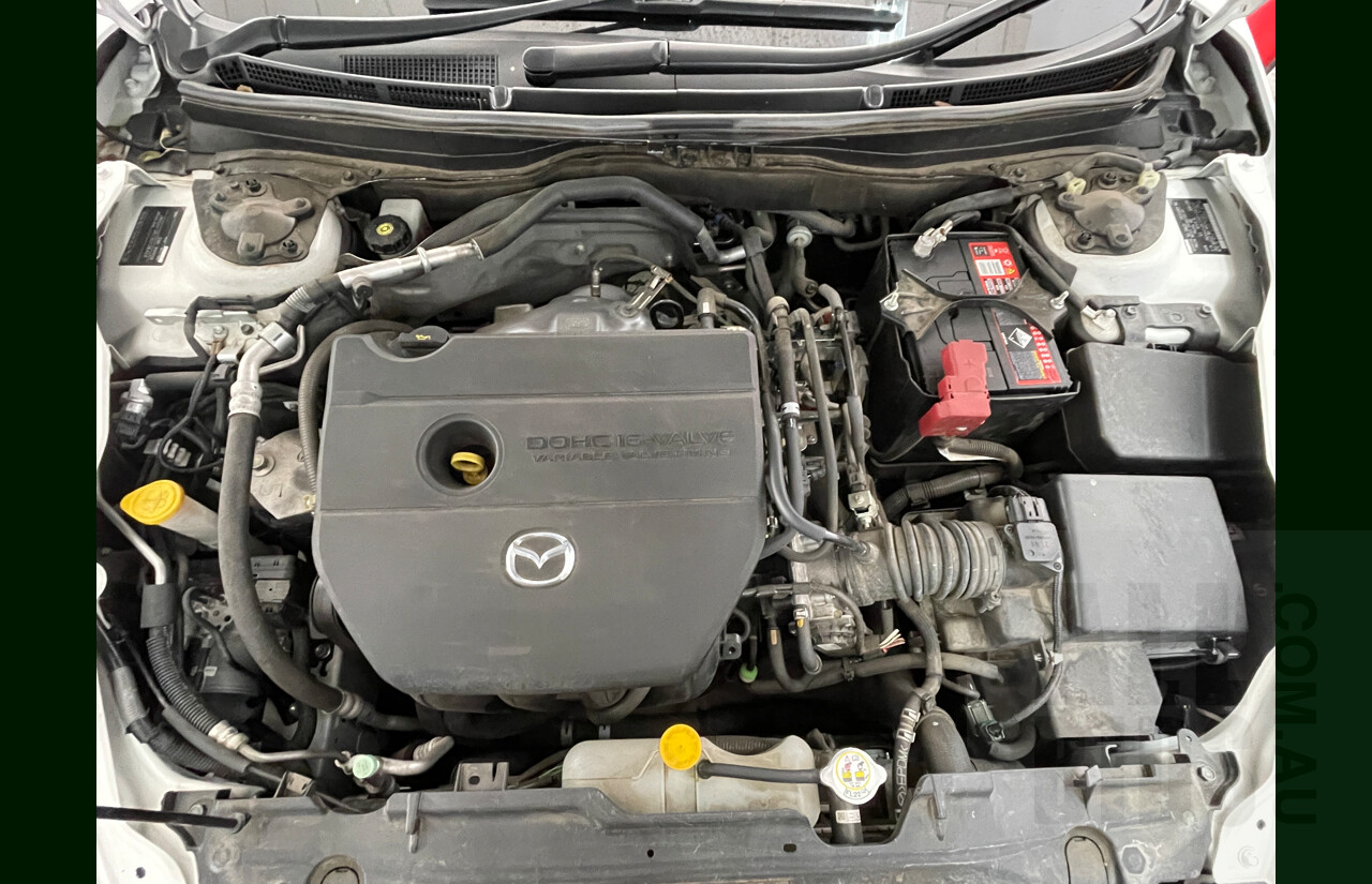 4/2009 Mazda Mazda6 Classic GH 5d Hatchback White 2.5L