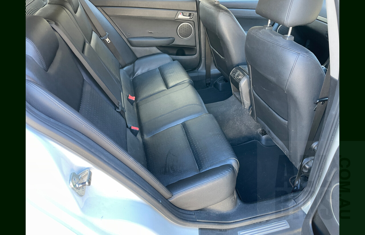 11/2012 Holden Commodore Z-Series VE II MY12.5 4d Sportwagon White 3.0L