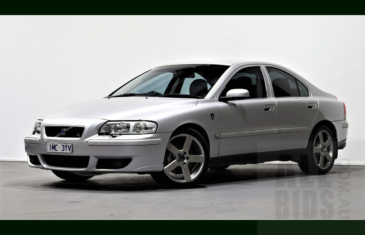 10/2003 Volvo S60 R 4d Sedan Silver 2.5L Turbo