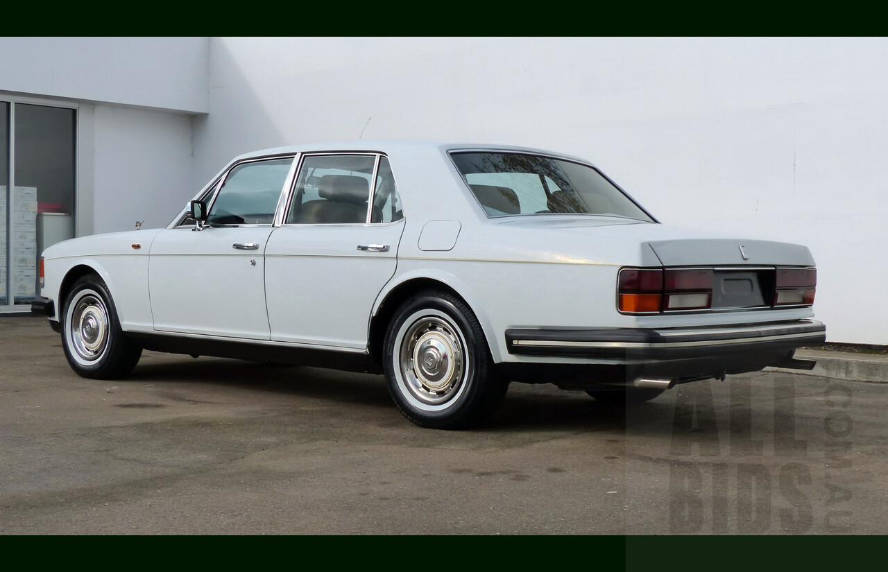 1/1981 Rolls-Royce Silver Spirit 4d Sedan White 6.7L V8