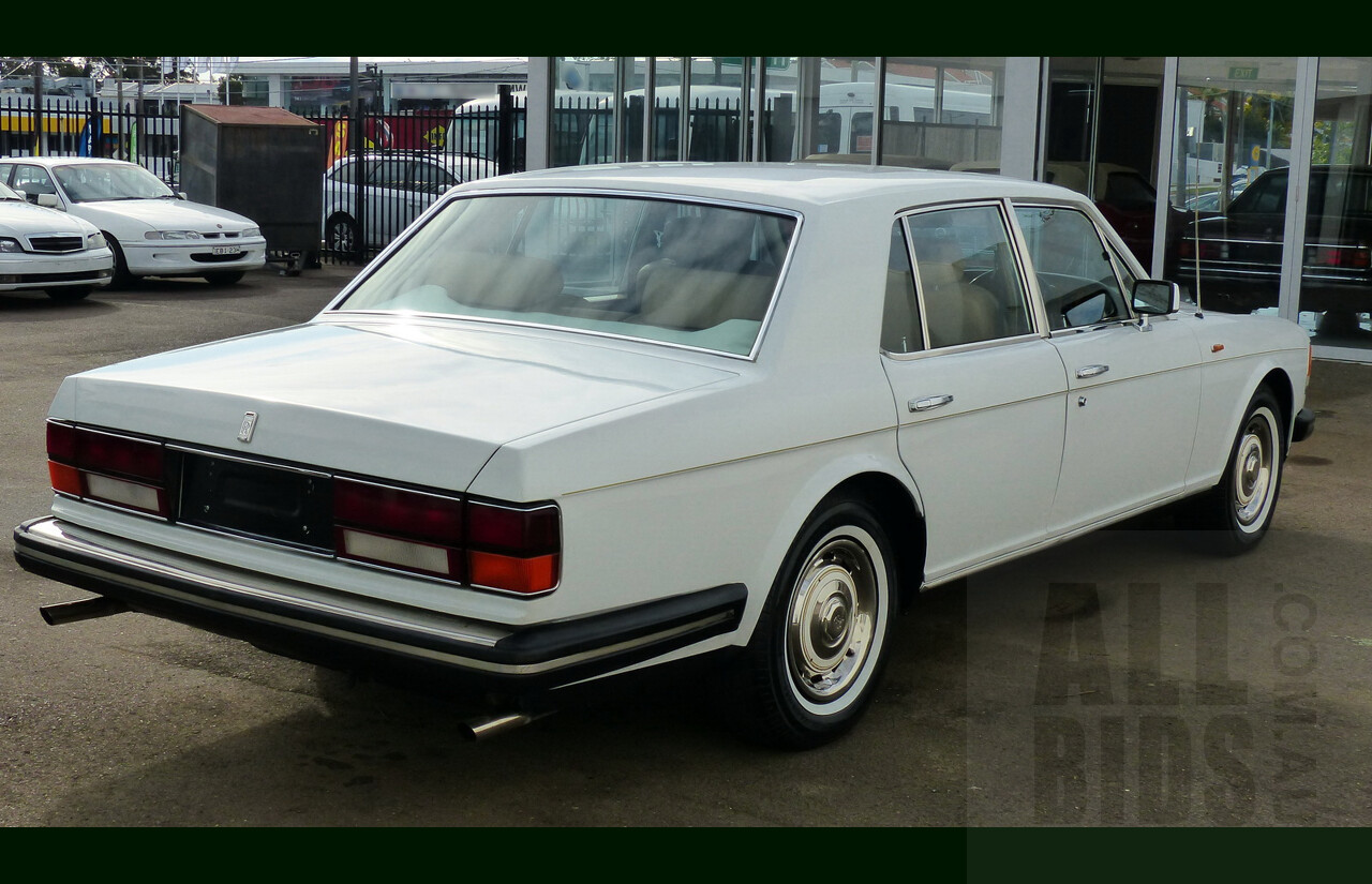 1/1981 Rolls-Royce Silver Spirit 4d Sedan White 6.7L V8