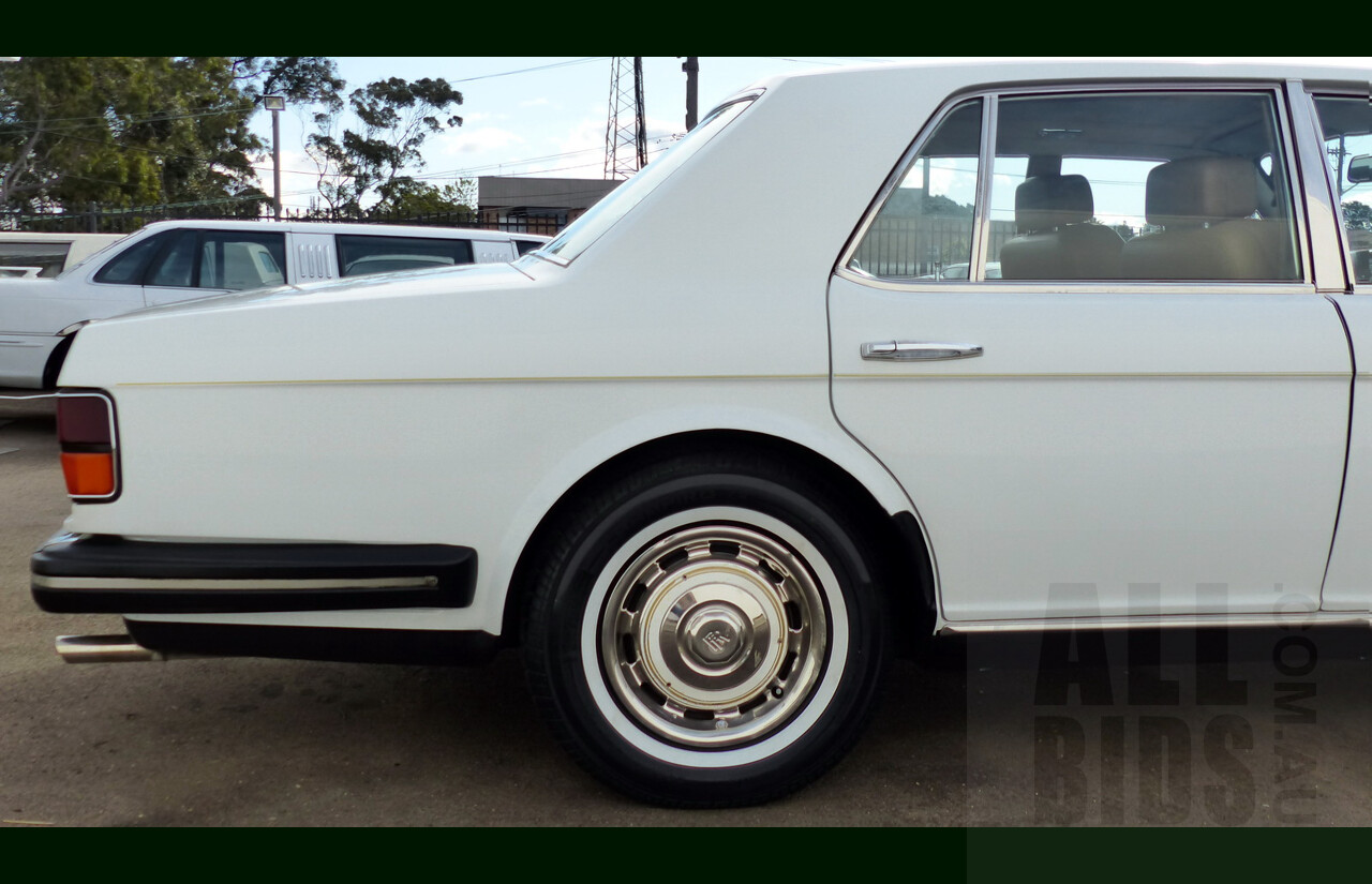 1/1981 Rolls-Royce Silver Spirit 4d Sedan White 6.7L V8