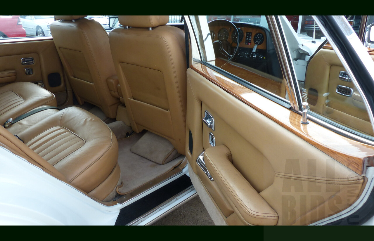 1/1981 Rolls-Royce Silver Spirit 4d Sedan White 6.7L V8